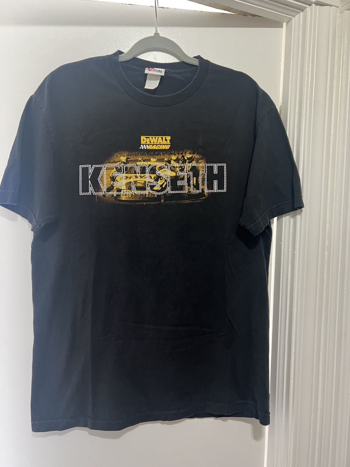 Chase Authentics Nascar Dewalt racing Matt Kenseth tshirt Size US L / EU 52-54 / 3 - 1 Thumbnail