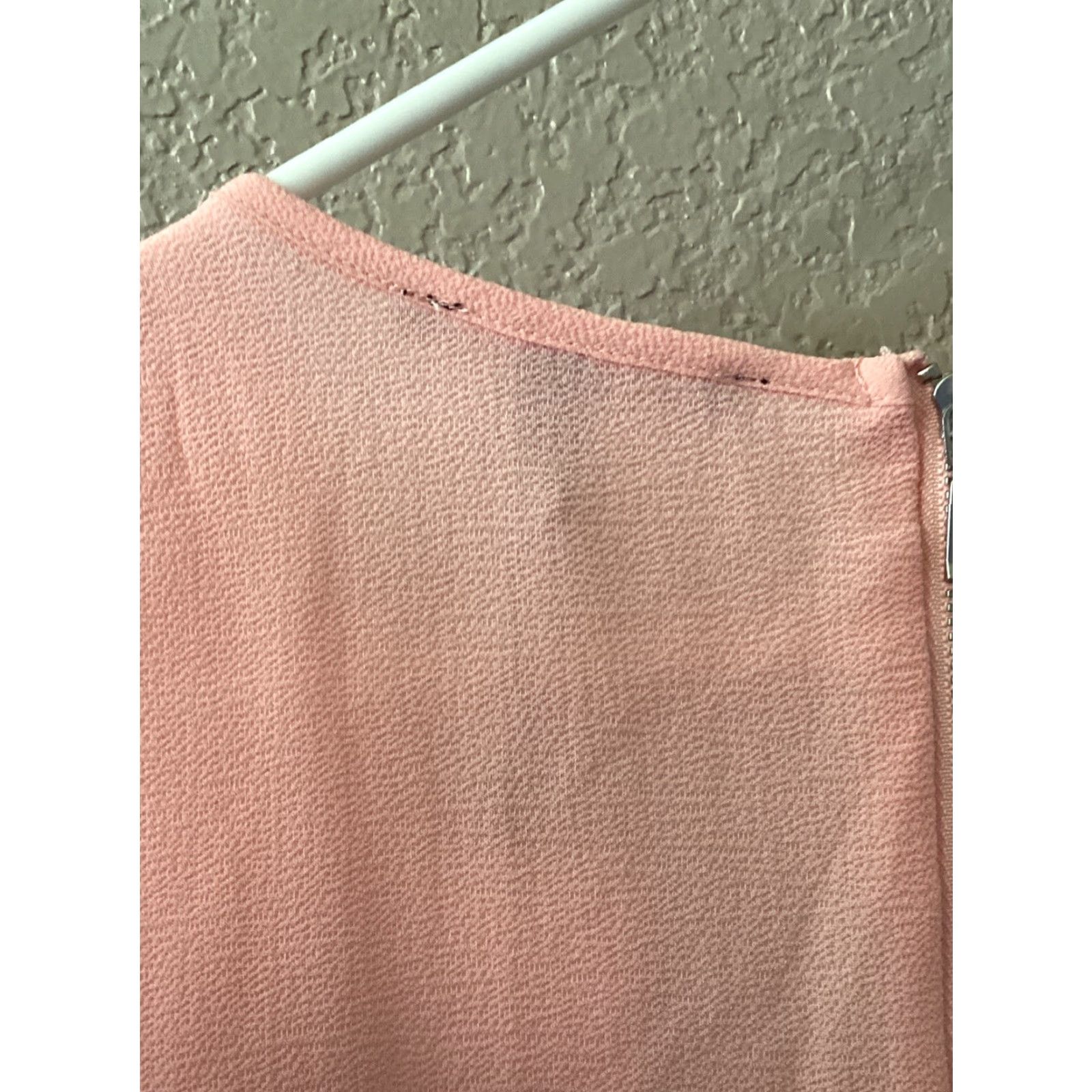 Vintage CABLE & GAUGE Tunic Top Women XL Blossom Pink Sleeveless Ruffle Asymmetric Hem Size XL / US 12-14 / IT 48-50 - 4 Thumbnail