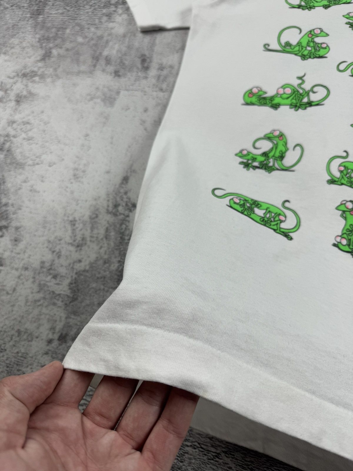 Vintage Kama Sutra Lizard Sex Positions New Braunfels T Shirt Tee Size US XL / EU 56 / 4 - 11 Thumbnail