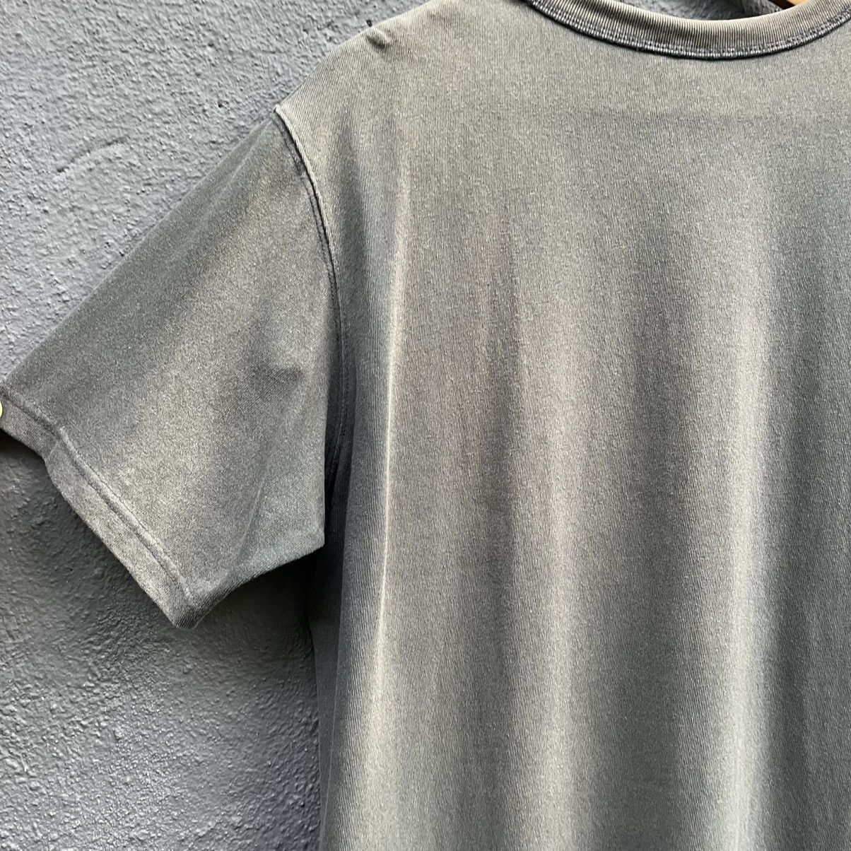 Lemaire Thrashed Faded Christophe Lemaire X Uniqlo Tee Size US L / EU 52-54 / 3 - 3 Thumbnail
