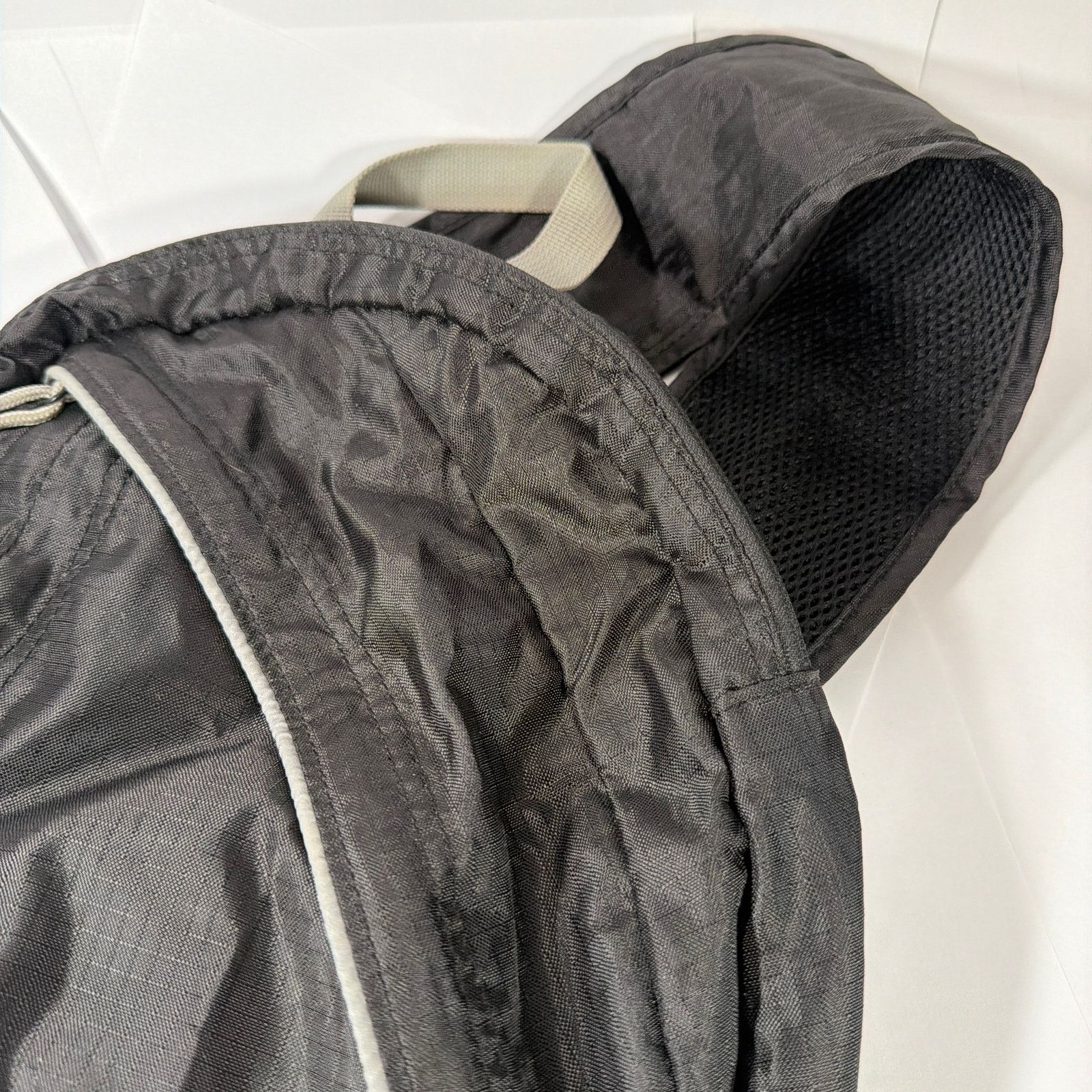 Eddie Bauer Eddie Bauer Stowaway 10L Packable Backpack Black/Gray Size ONE SIZE - 3 Thumbnail