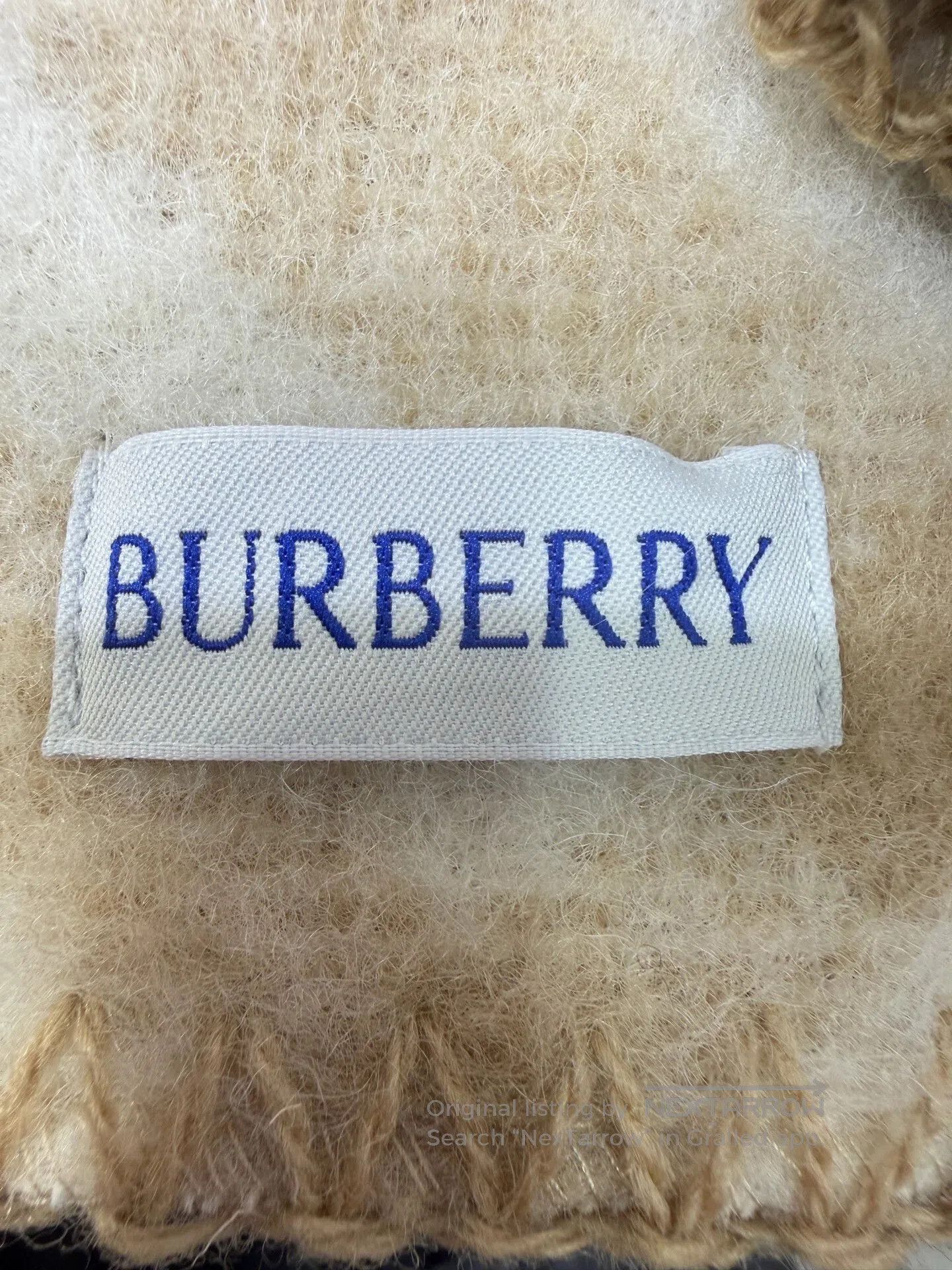 Burberry Burberry Beige Plaid Scarf Shawl. Size ONE SIZE - 5 Thumbnail