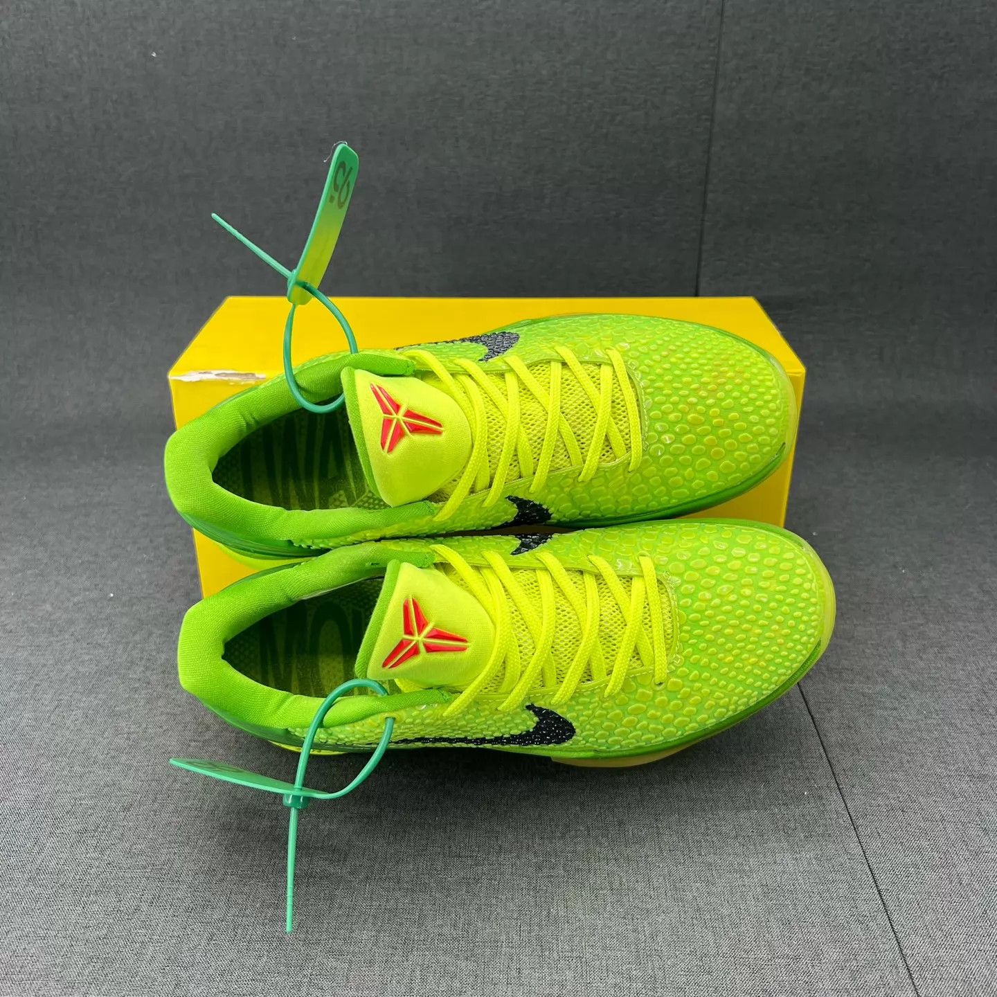 Nike ZK6 Green Hornet 41 2x Worn Like New Size US 8 / EU 41 - 8 Thumbnail
