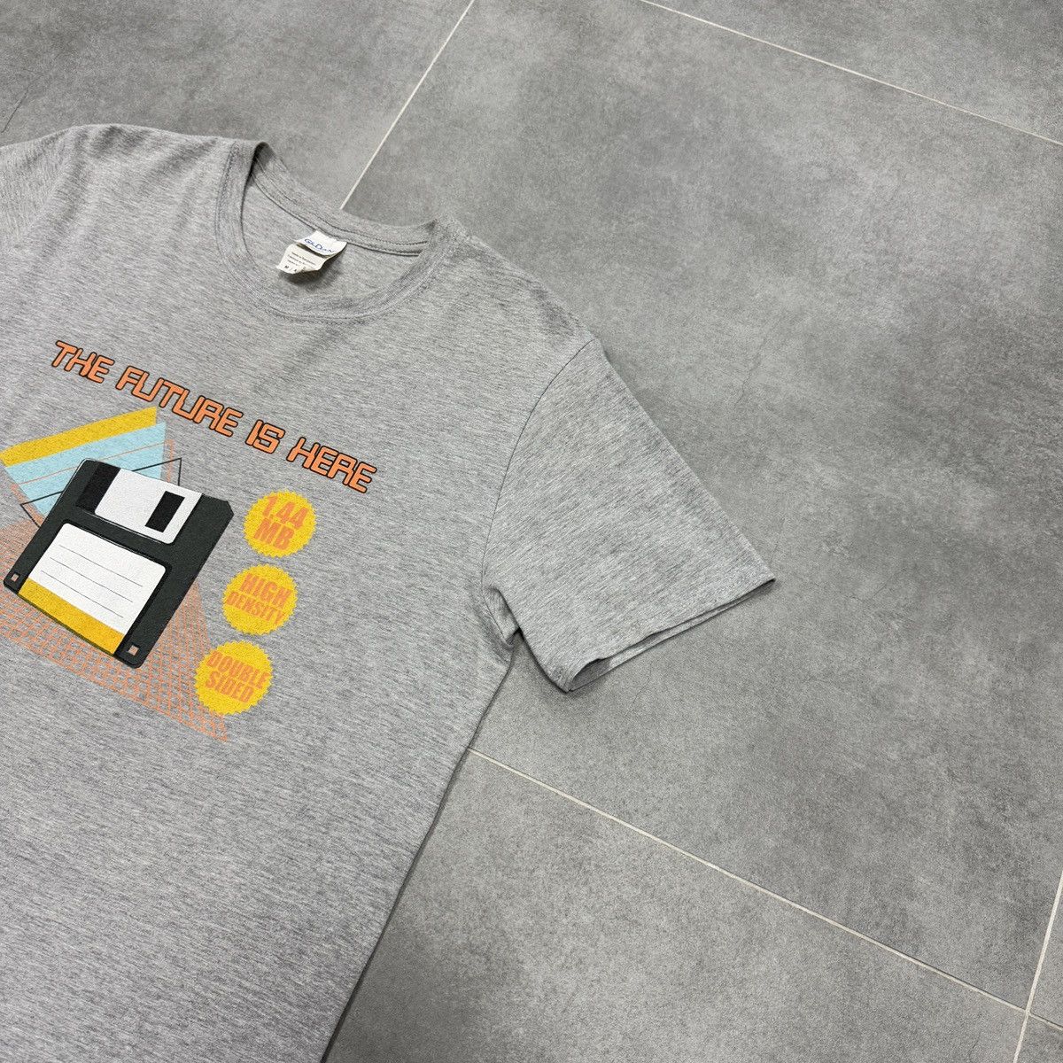 Other Floppy Disc The Future Is Here 1.44mb T-Shirt Size M Size US M / EU 48-50 / 2 - 5 Thumbnail