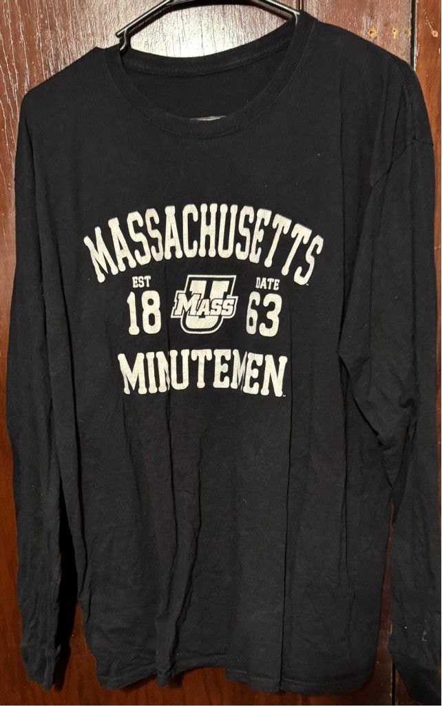 NCAA UMass Minutemen Long Sleeve Logo T-shirt Men's L (?) Black Size US L / EU 52-54 / 3 - 1 Thumbnail