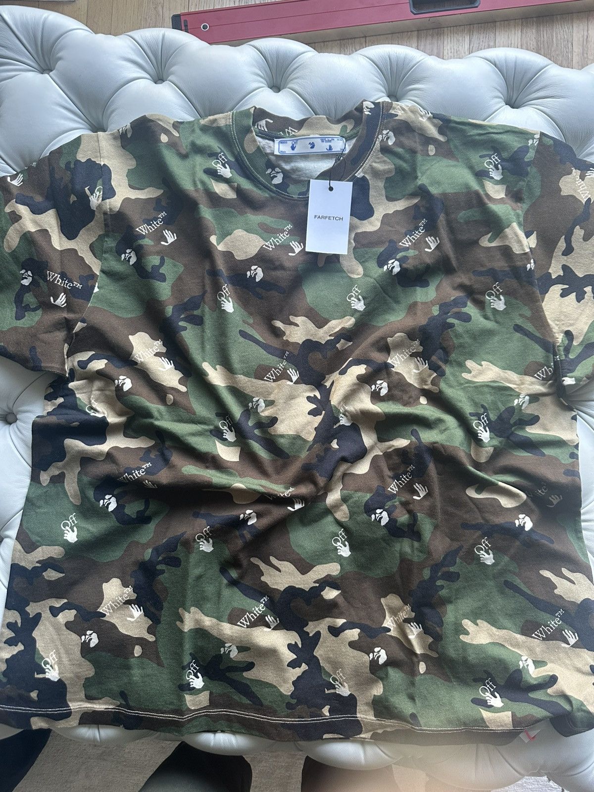 Off-White Off-White Camo S/S Over Tee – Camouflage Logo Print T-Shirt Size US L / EU 52-54 / 3 - 1 Thumbnail