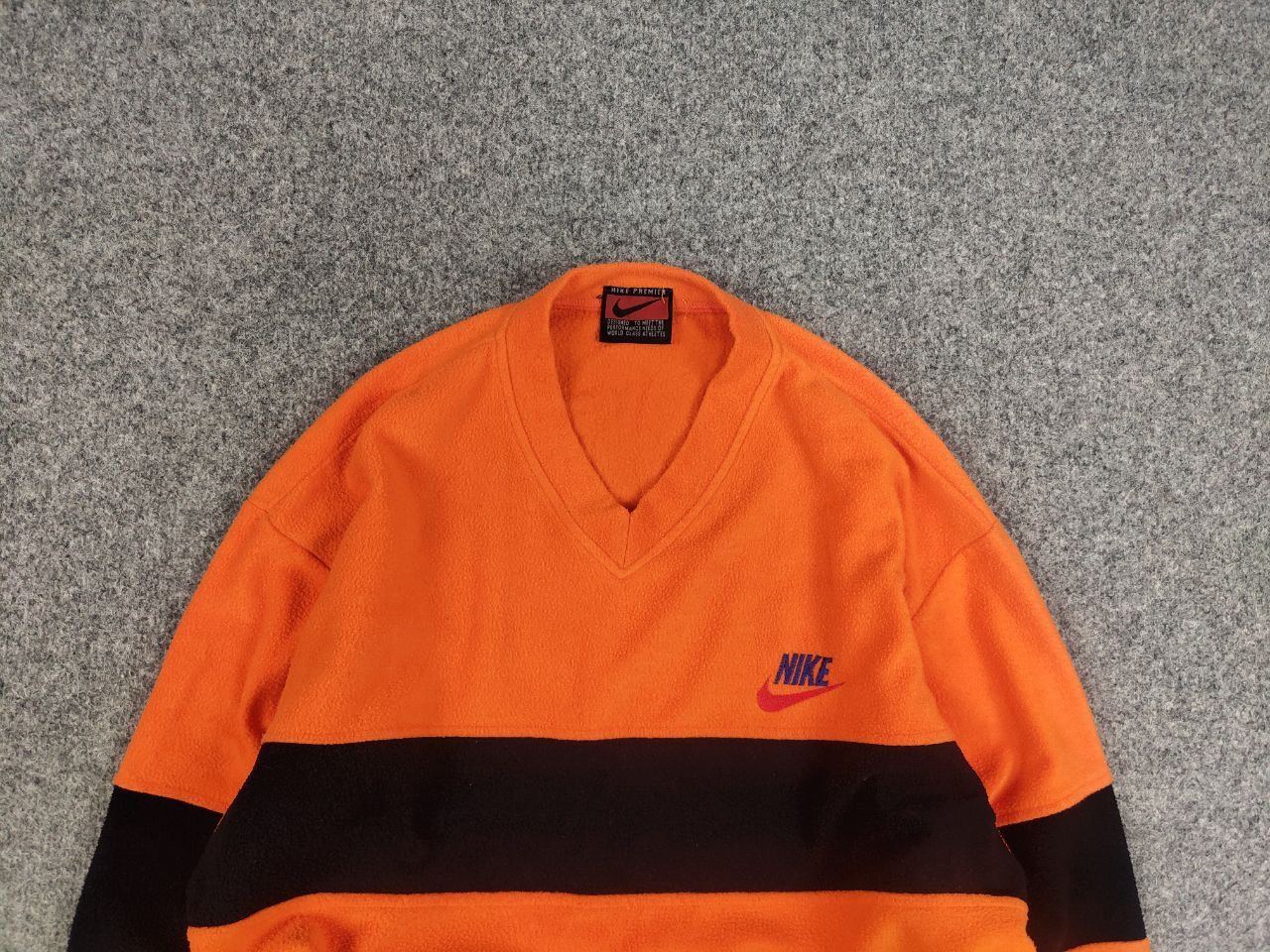 Nike Rare Vintage 80's Nike Logo Premier Orange Pullover Fleece Size US L / EU 52-54 / 3 - 9 Thumbnail