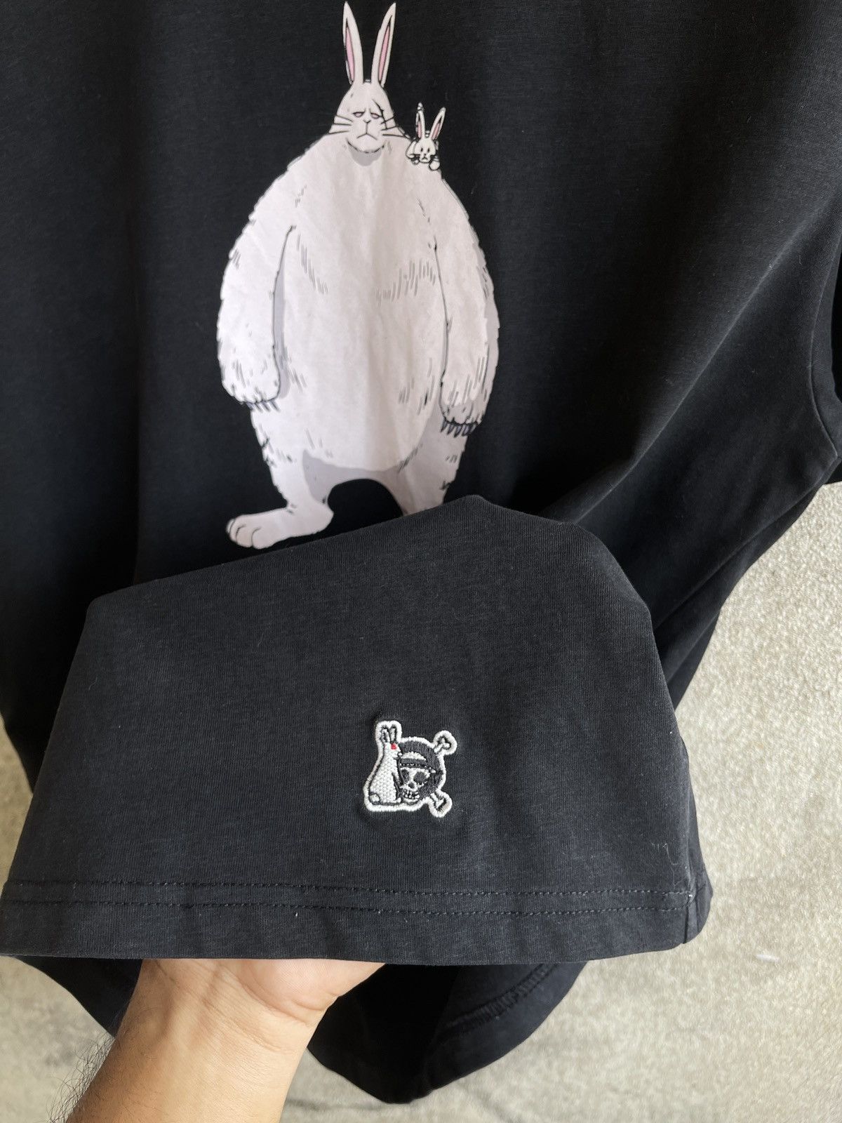 FR2 A/W’25🔥FR2 x ONE PIECE🔥Smoking Kills Logo Rabbit Black Tee Size US L / EU 52-54 / 3 - 9 Thumbnail