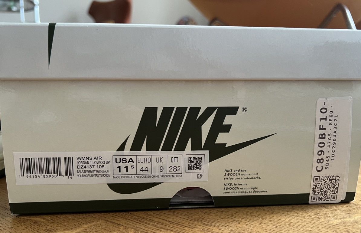 Jordan Brand × Travis Scott Jordan 1 Retro Low OG SP Travis Scott Olive Size US 11.5 / EU 44-45 - 19 Thumbnail