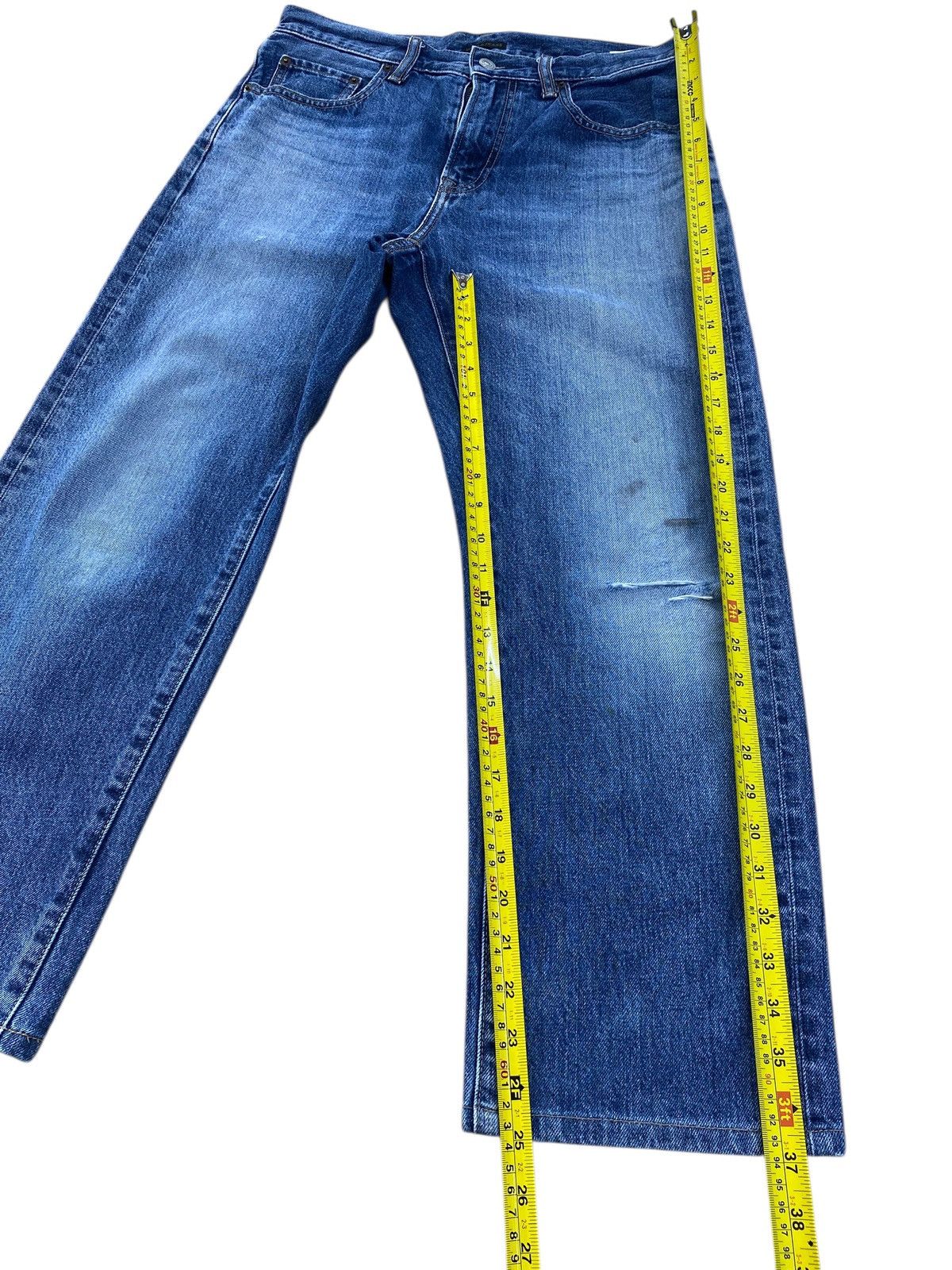 Uniqlo Uniqlo Blue Wash Style Straight Leg Jeans Size US 32 / EU 48 - 8 Thumbnail