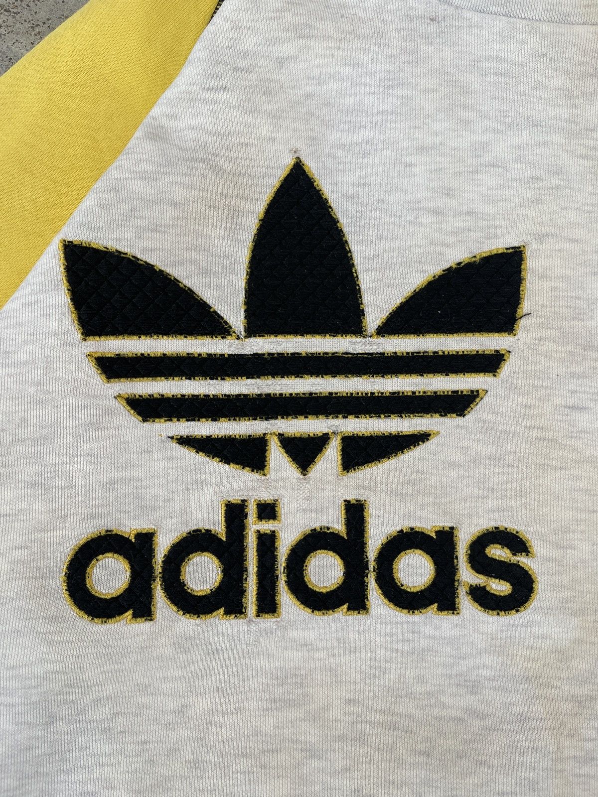 Adidas × Vintage Vintage 90s Adidas Trefoil Big Logo Sweatshirt Size US L / EU 52-54 / 3 - 10 Thumbnail