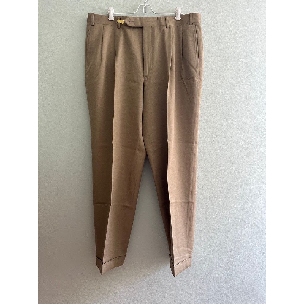Brooks Brothers Brooks Brothers khaki dress pants size 36 Size US 36 / EU 52 - 2 Thumbnail
