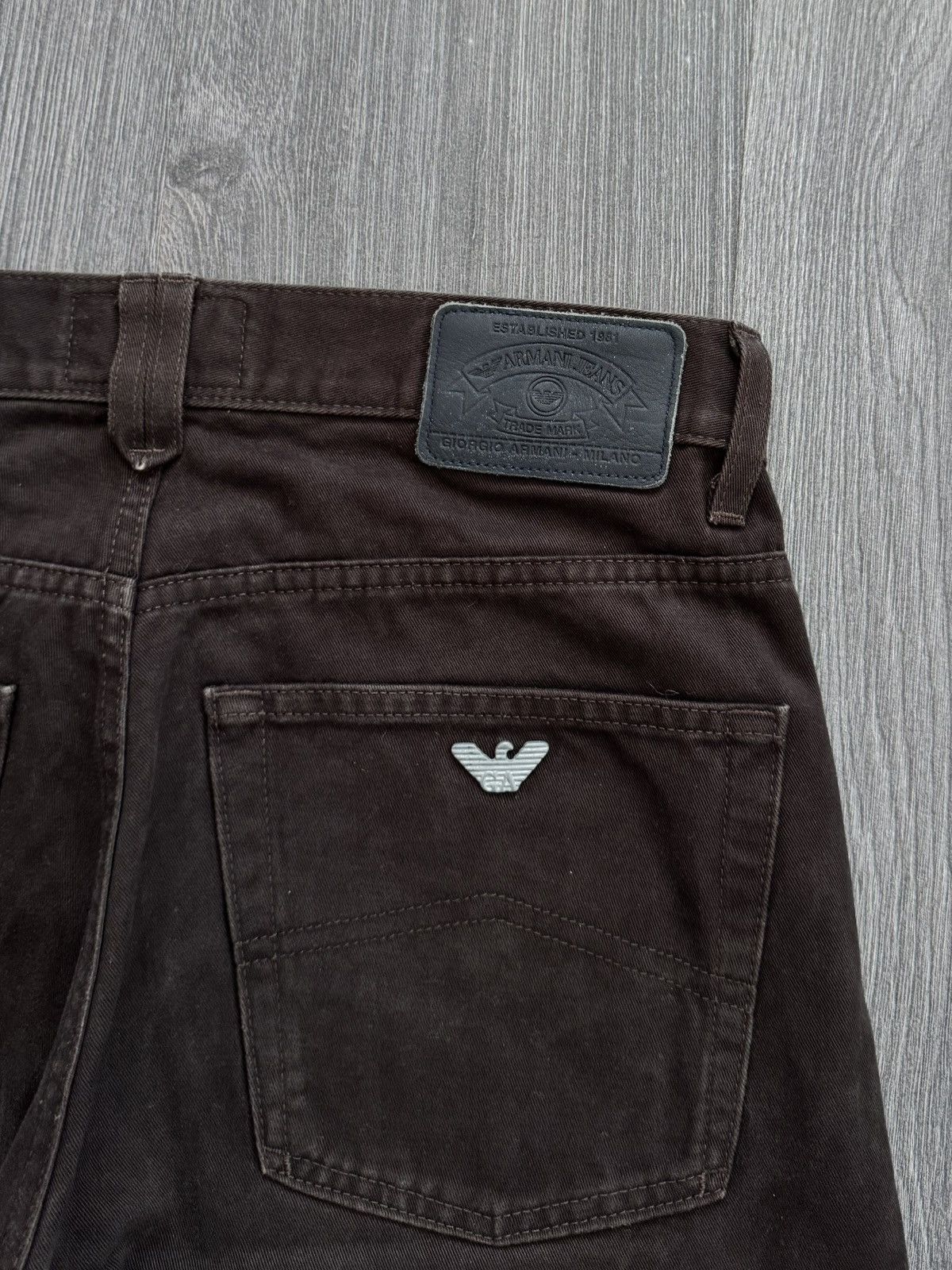 Armani Vintage Armani Relaxed Fit Brown Jeans Size US 32 / EU 48 - 9 Thumbnail