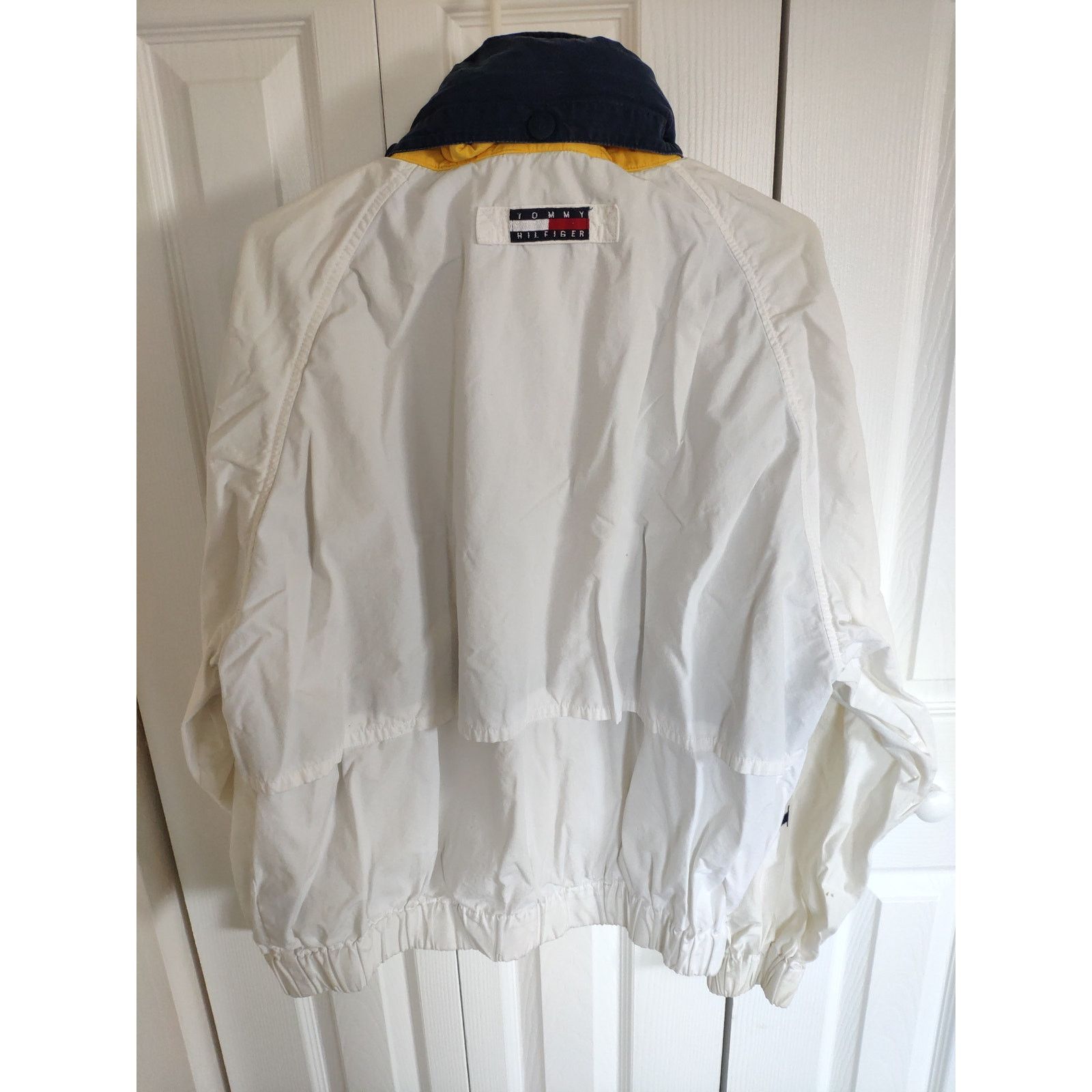 Tommy Hilfiger Vintage 90s Tommy Hilfiger Sailing Gear Jacket XL Size US XL / EU 56 / 4 - 7 Thumbnail