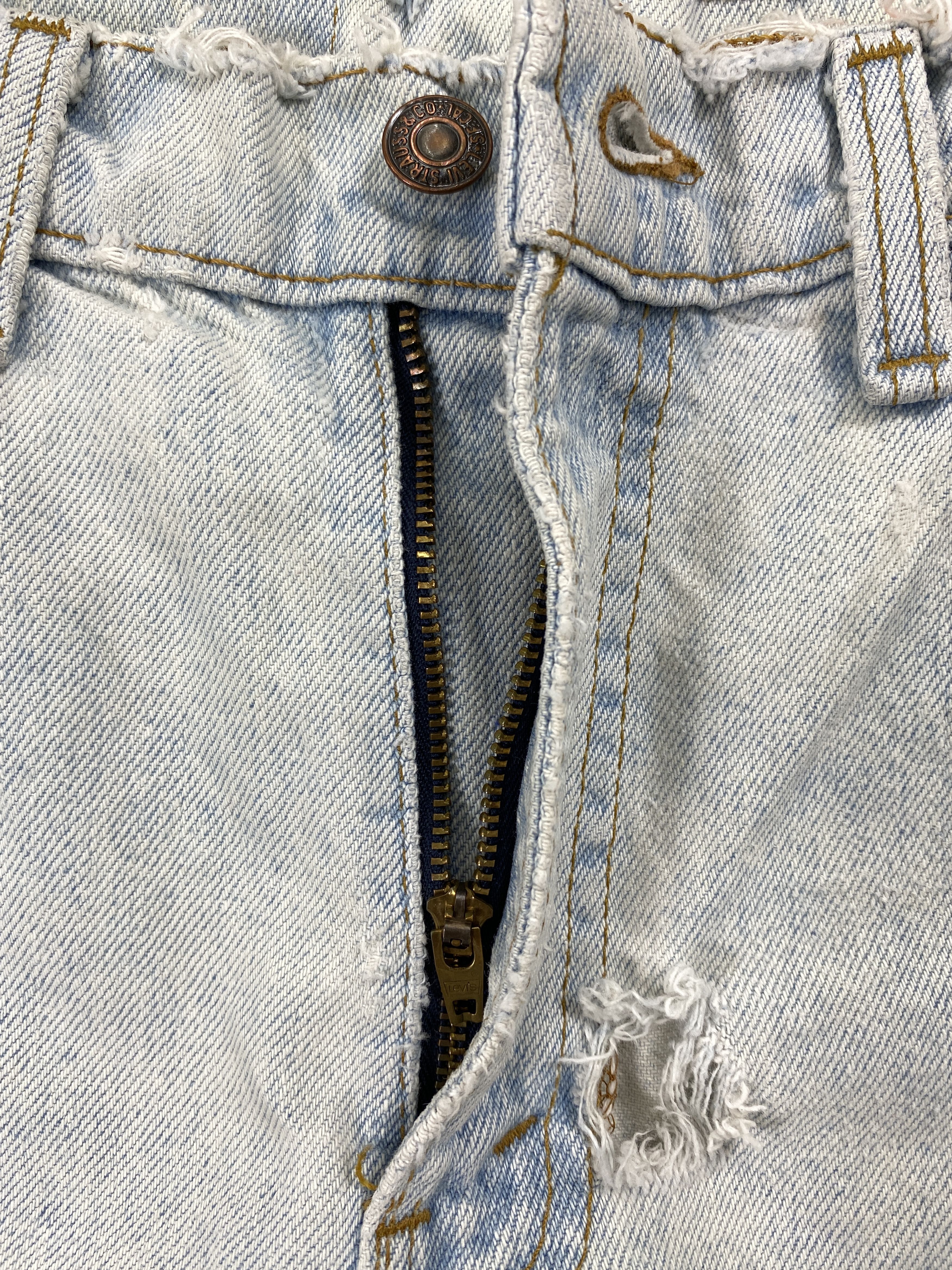 Levi's Light Blue Wash Vintage Levi's 550 USA 28x31.5 Denim -SJ003 Size US 28 / EU 44 - 6 Thumbnail