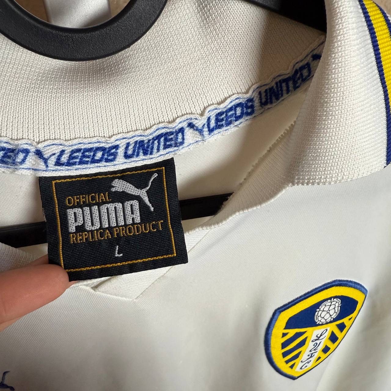 Puma Leeds United Haaland #4 Puma vintage Player Issue Size US L / EU 52-54 / 3 - 4 Thumbnail