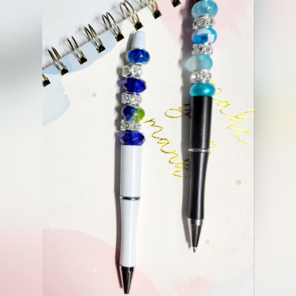 Handmade Set of 3x Large Beaded Pens in Black, White, and Gold. Size ONE SIZE - 4 Thumbnail
