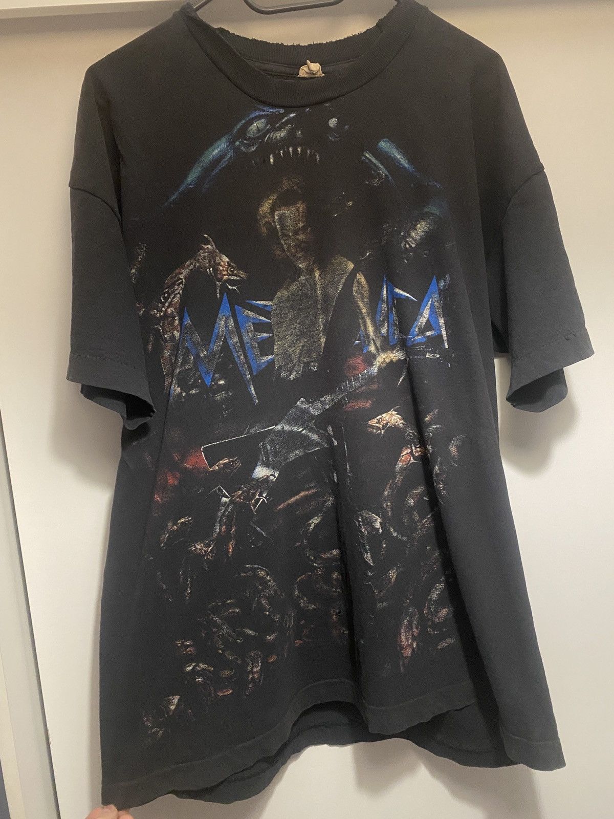 Metallica Metallica aop fullprint rare bootleg trashed 90s Size US XL / EU 56 / 4 - 1 Thumbnail
