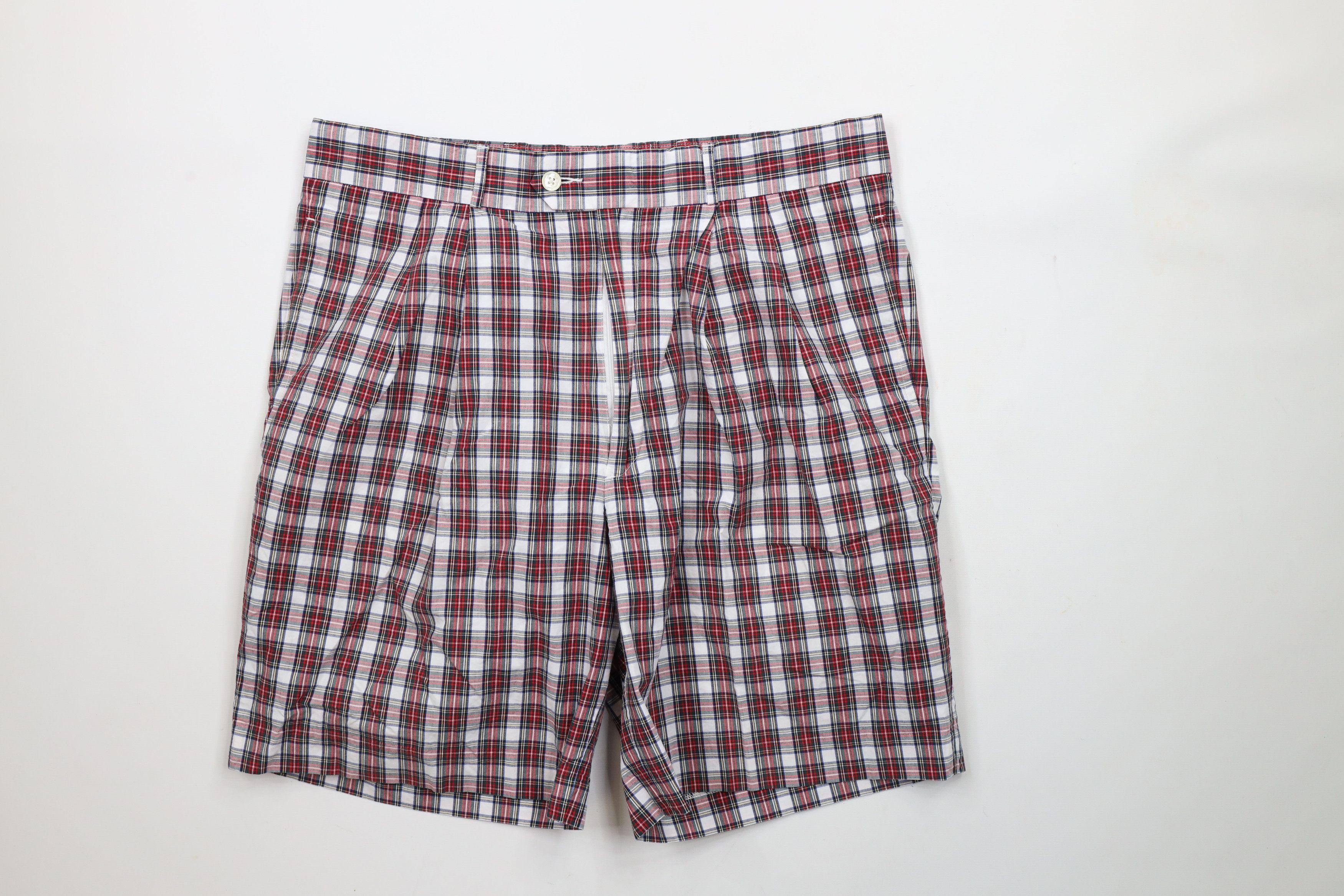 Vintage Vintage 90s Streetwear Pleated Chino Golf Shorts Red Plaid Size US 36 / EU 52 - 1 Thumbnail