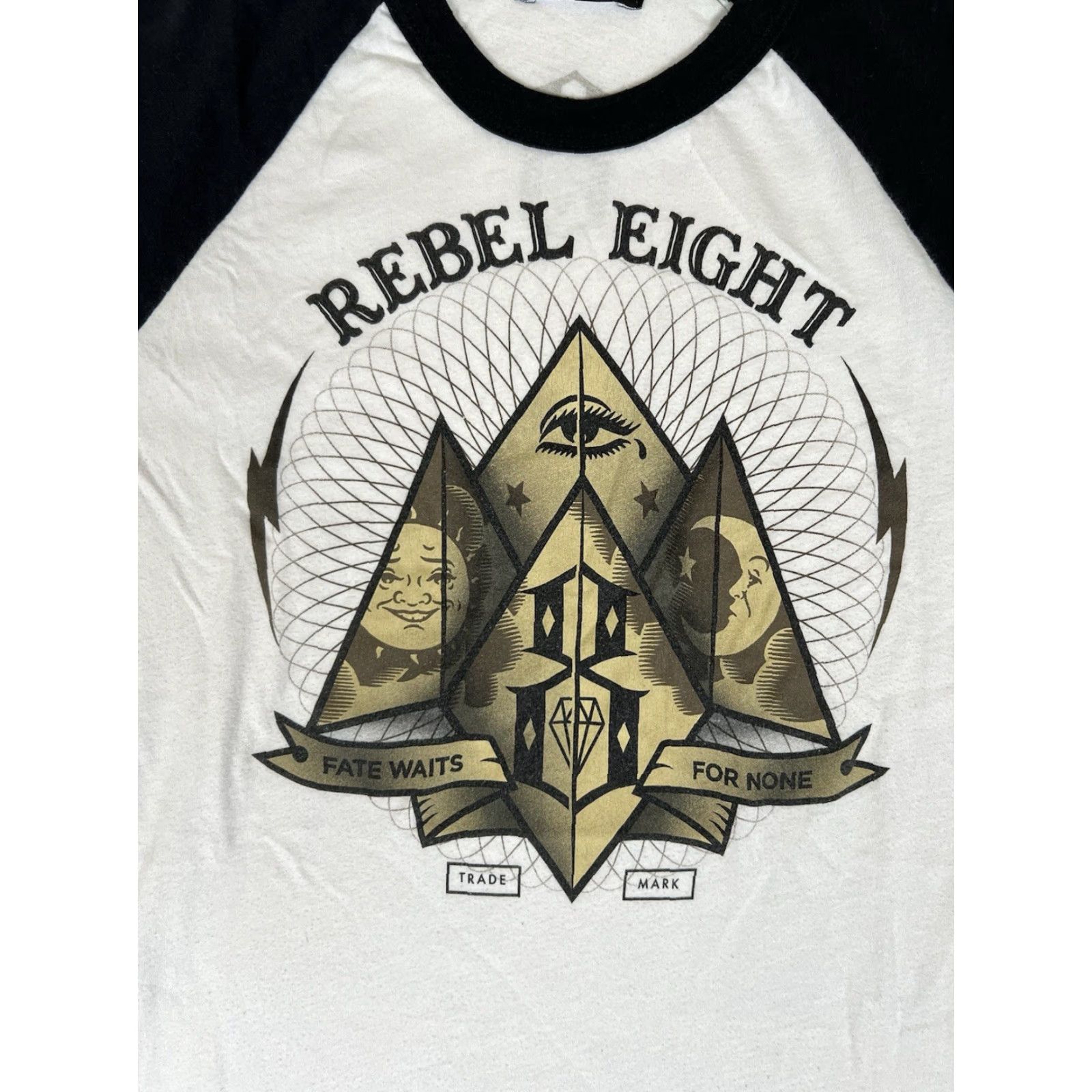 Vintage VINTAGE Rebel 8 Raglan Shirt T-Shirt 3/4 Sleeve S Small Black Unisex Adults 90s Art Y2K Mens Womens Size US S / EU 44-46 / 1 - 2 Thumbnail