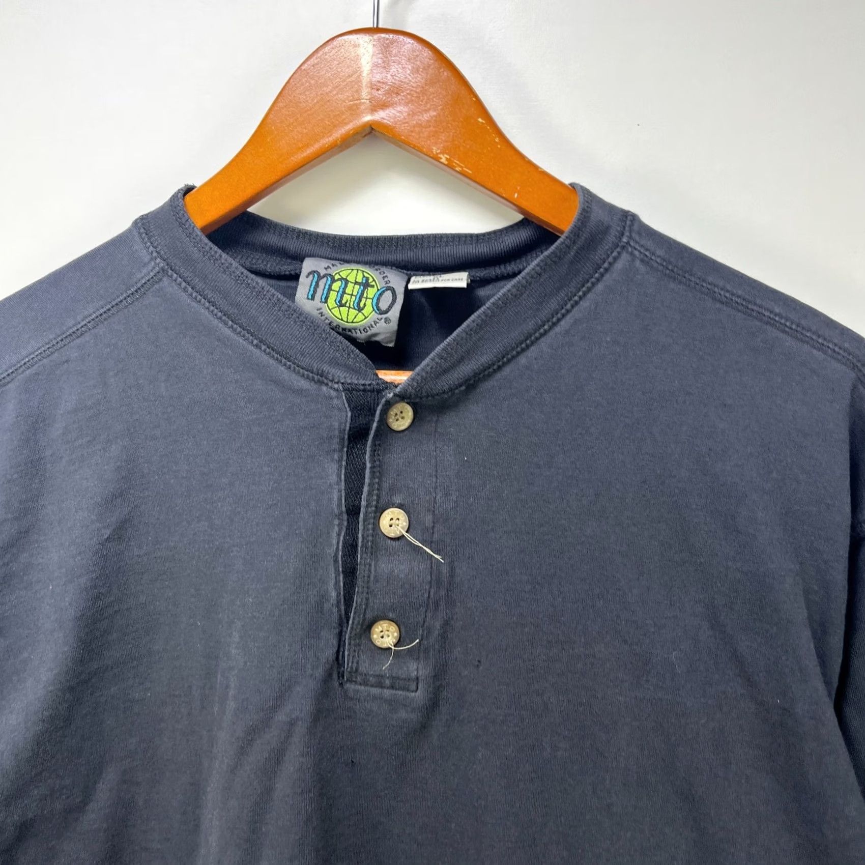Vintage VINTAGE 90s Sun Faded Blank Henley Long Sleeve Shirt XL Black Cotton Thermal Mens Size US XL / EU 56 / 4 - 2 Thumbnail