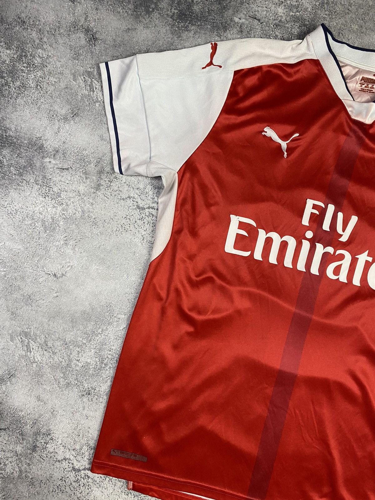 Puma × Vintage Puma Arsenal Fly Emirates Soccer Jersey Size US L / EU 52-54 / 3 - 4 Thumbnail