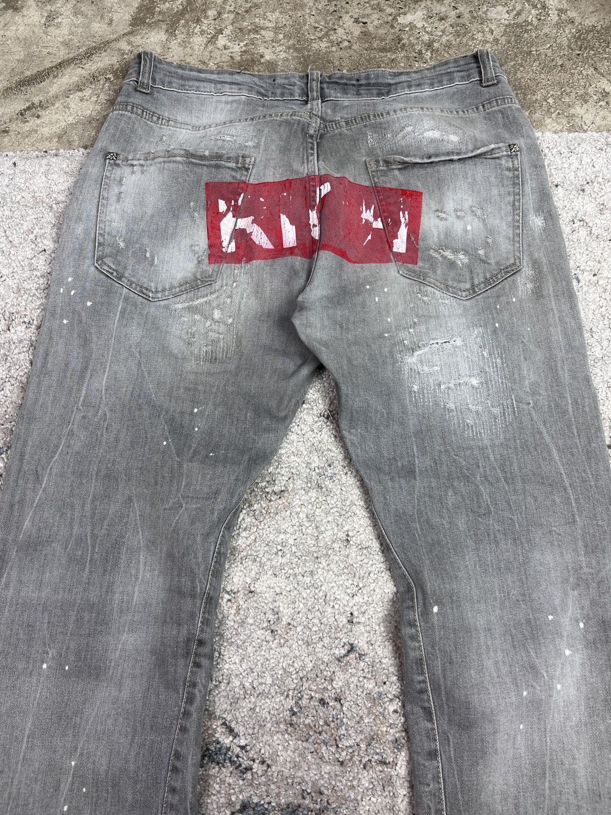John Richmond RICHMOND DISTRESSED REPAIRED FADED DENIM PANTS - LOT № 3258 Size US 32 / EU 48 - 3 Thumbnail