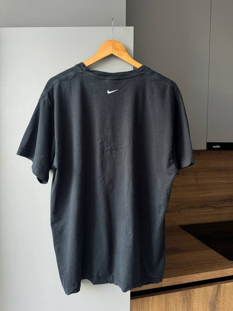 Nike Vintage Nike TN T-Shirt RARE Y2k 00s Center Logo Sport Rare Size US XL / EU 56 / 4 - 2 Thumbnail