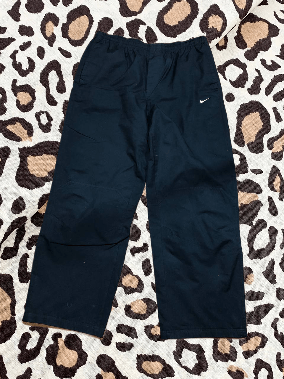 Nike 90s Vintage Nike Nylon Baggy Oversized Y2K Streetwear Pants Size US 40 / EU 56 - 1 Thumbnail