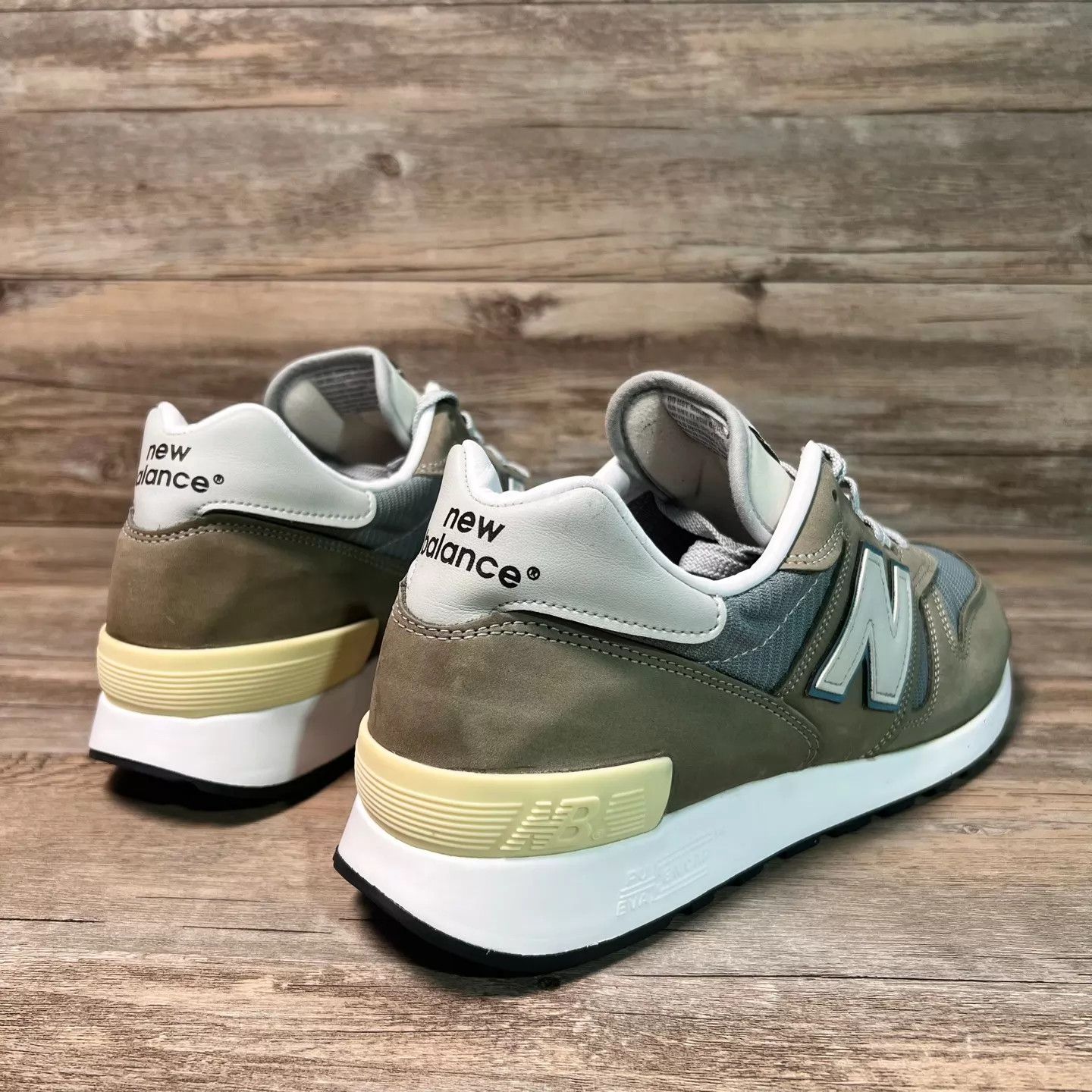 New Balance New Balance M1300 JP3 OG Gray 44 (Worn 2x) Size US 11 / EU 44 - 3 Thumbnail