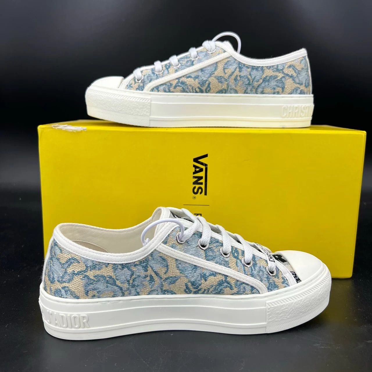 Dior DIOR Walk'n'Dior cotton embroidered 34.5 Size US 4.5 / IT 34.5 - 2 Thumbnail