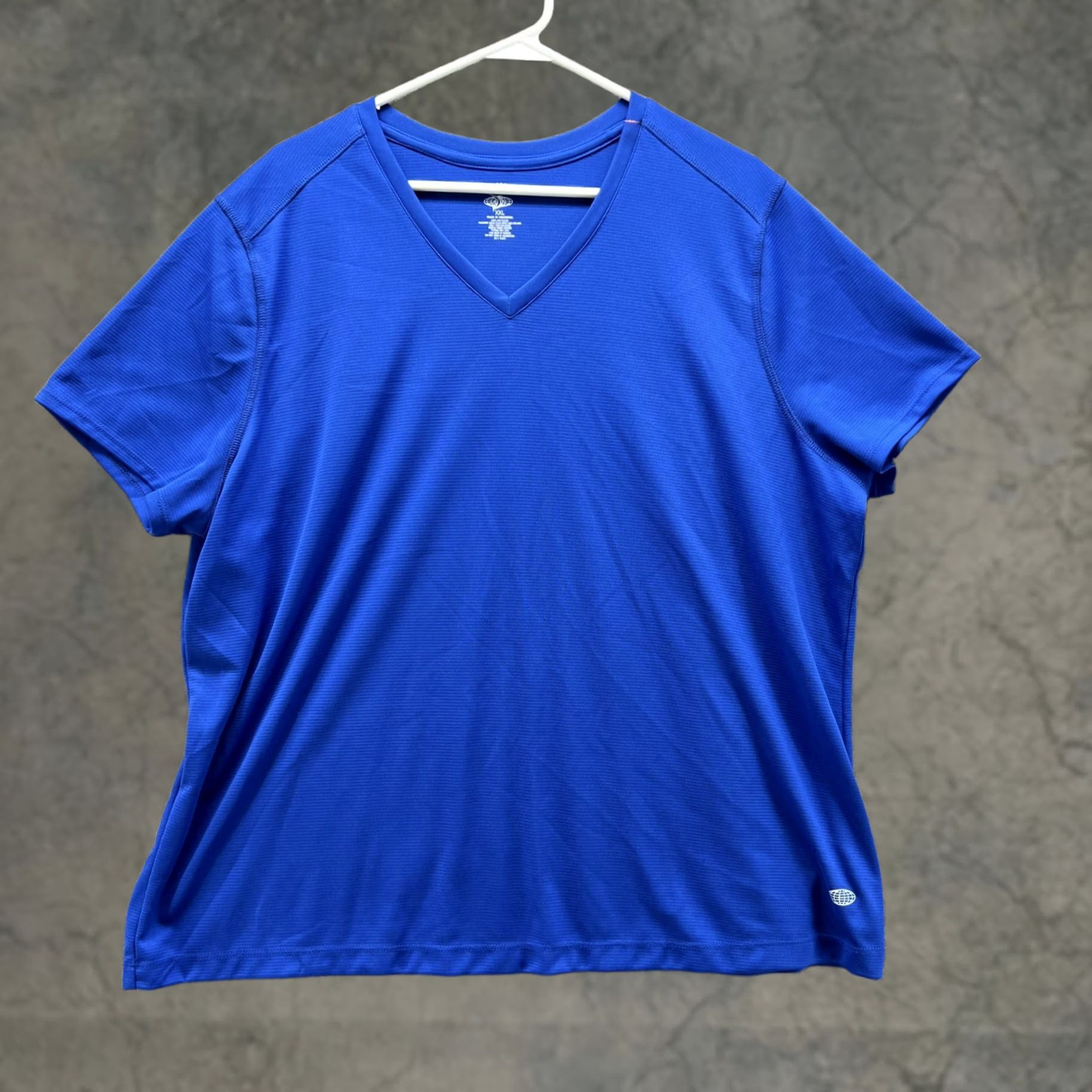 Vintage Reel Legends Shirt Men XXL Adult Blue Athletic Fit Training V Neck Polyester Size US XXL / EU 58 / 5 - 1 Thumbnail