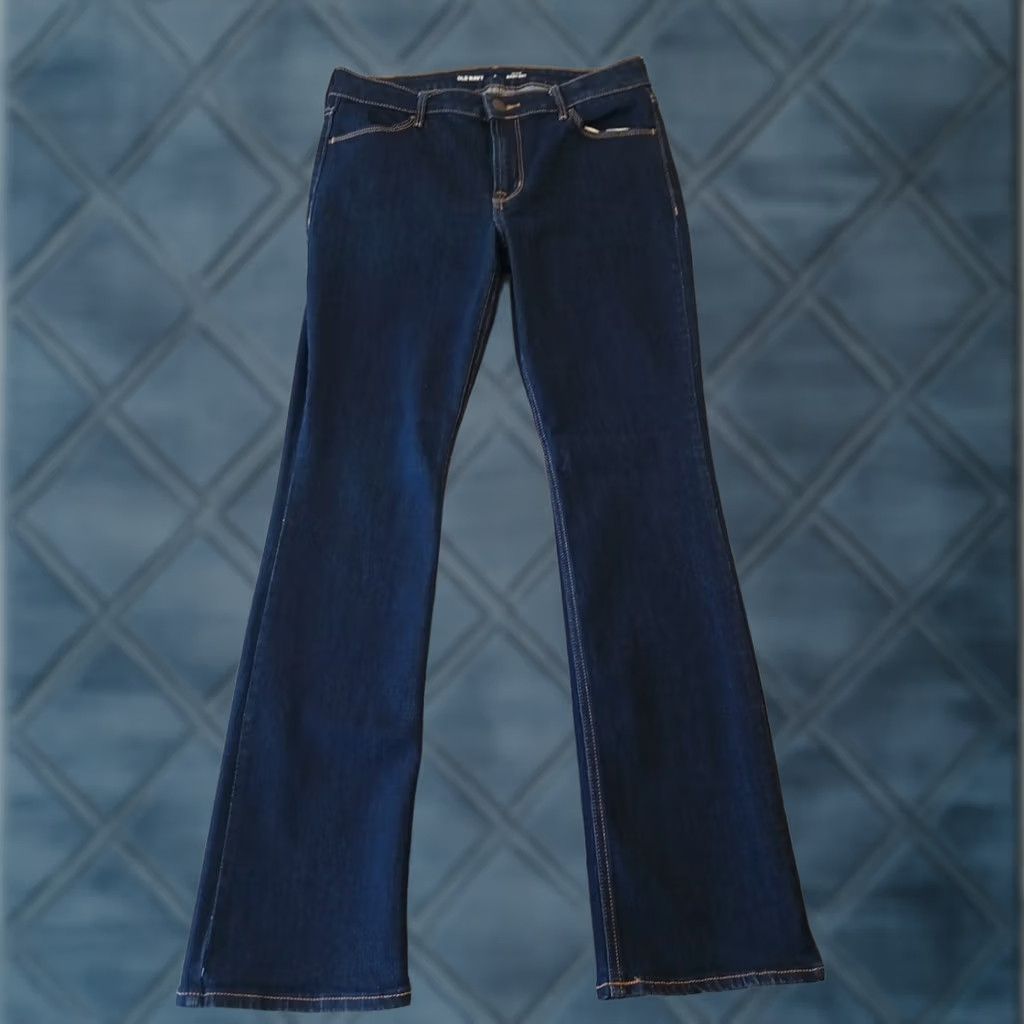Old Navy Old Navy Bootcut Jeans Womens Size 8 Blue Dark Wash 28x30 Mid Rise Size 30" / US 8 / IT 44 - 1 Thumbnail