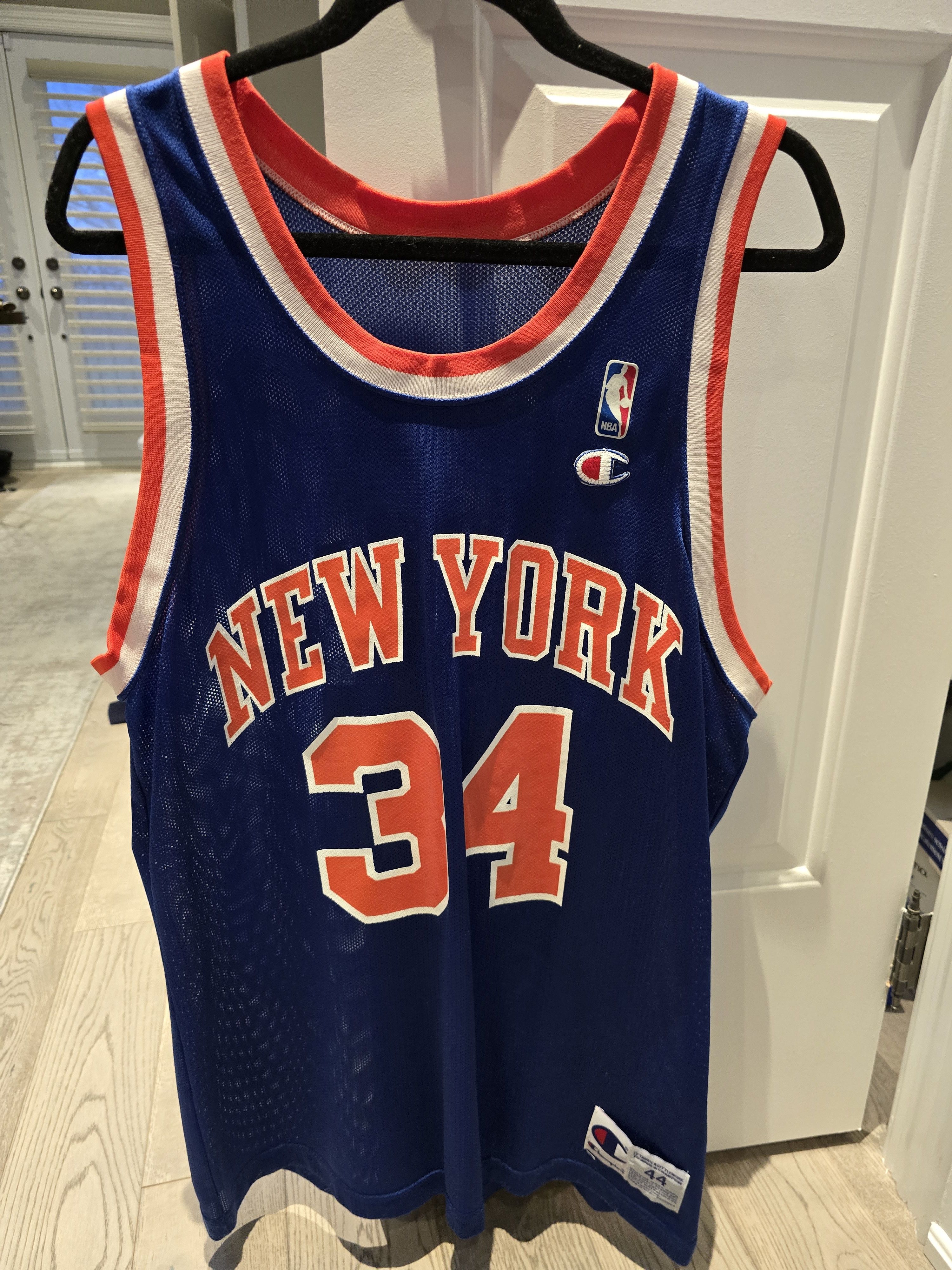 Champion Charles Oakley 1991 Authentic Champion jersey Size US M / EU 48-50 / 2 - 2 Thumbnail