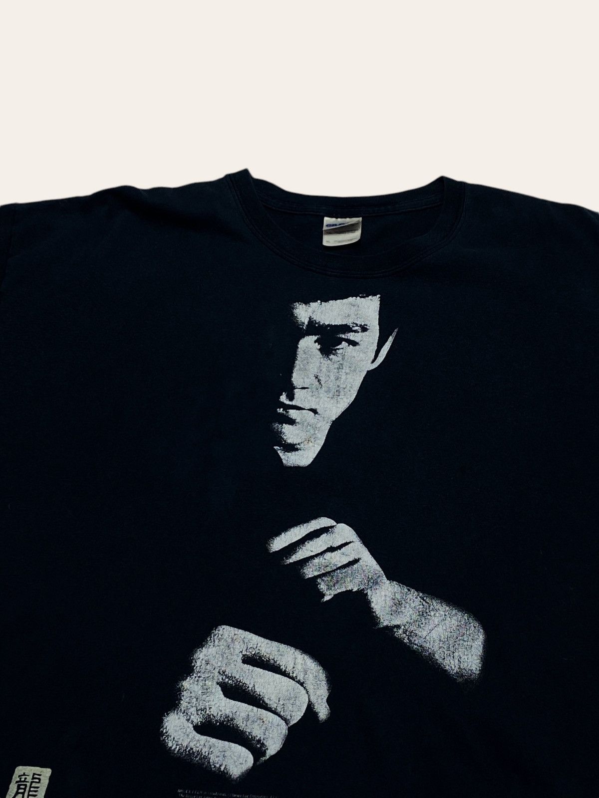 Vintage Vintage BRUCE LEE Big Logo Print Tee Shirt Movie Size US XL / EU 56 / 4 - 2 Thumbnail