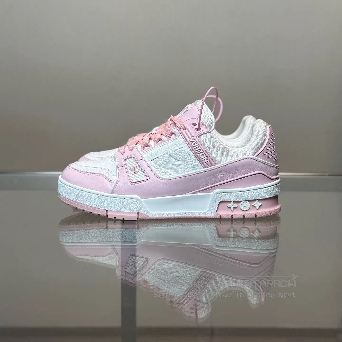 Louis Vuitton Louis Vuitton Trainer 25 White Powder shoes Size US 5.5 / IT 35.5 - 2 Thumbnail