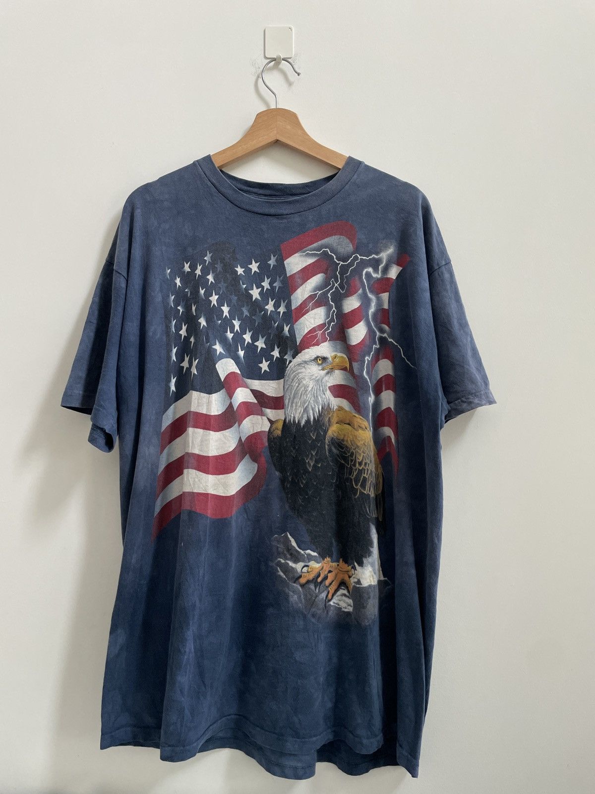 The Mountain × Vintage Vintage The Mountain T-Shirt Size US XL / EU 56 / 4 - 1 Thumbnail