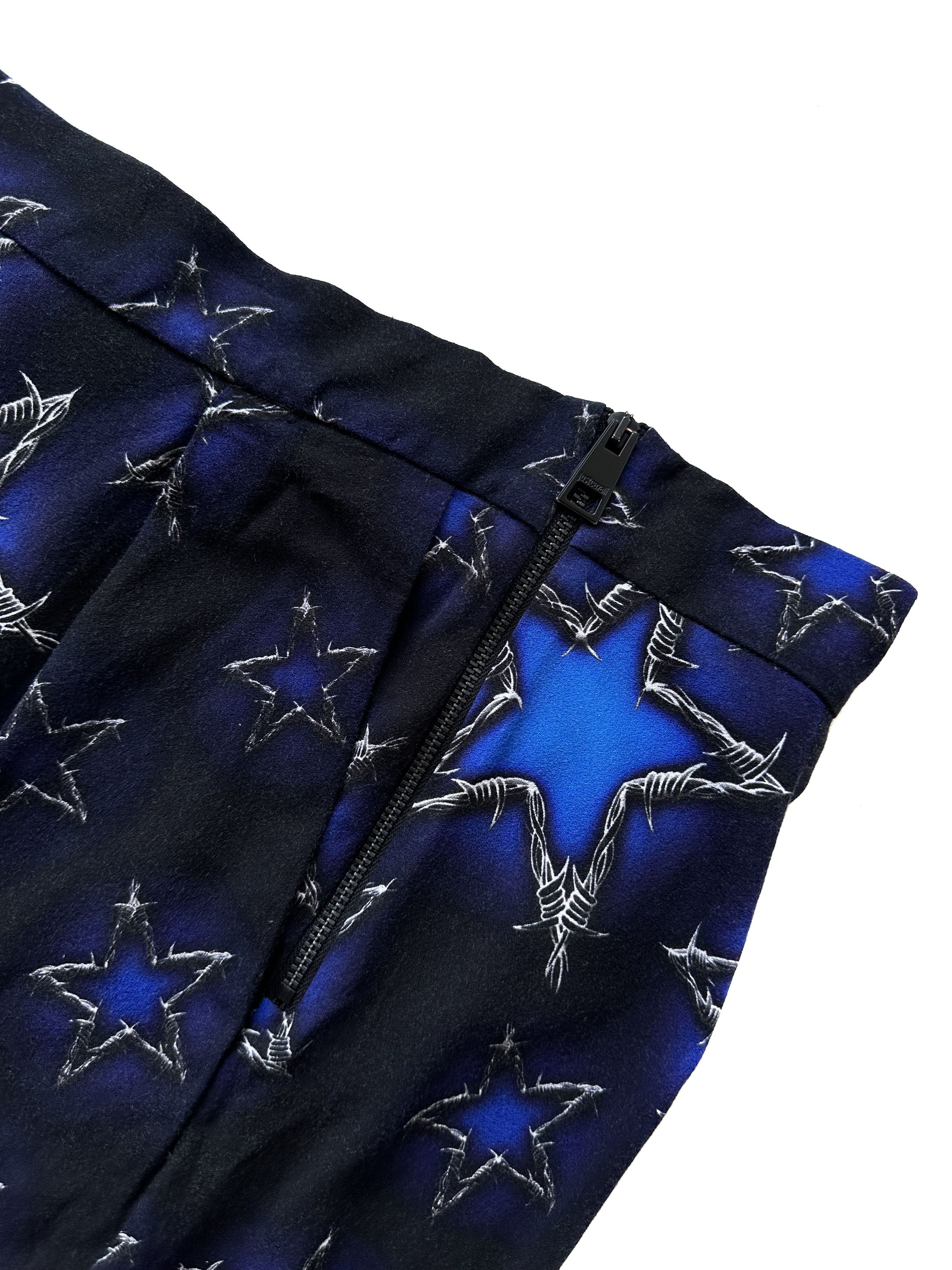 Just Cavalli × Roberto Cavalli Just Cavalli barbwire stars print shorts Size 26" / US 2 / IT 38 - 5 Thumbnail