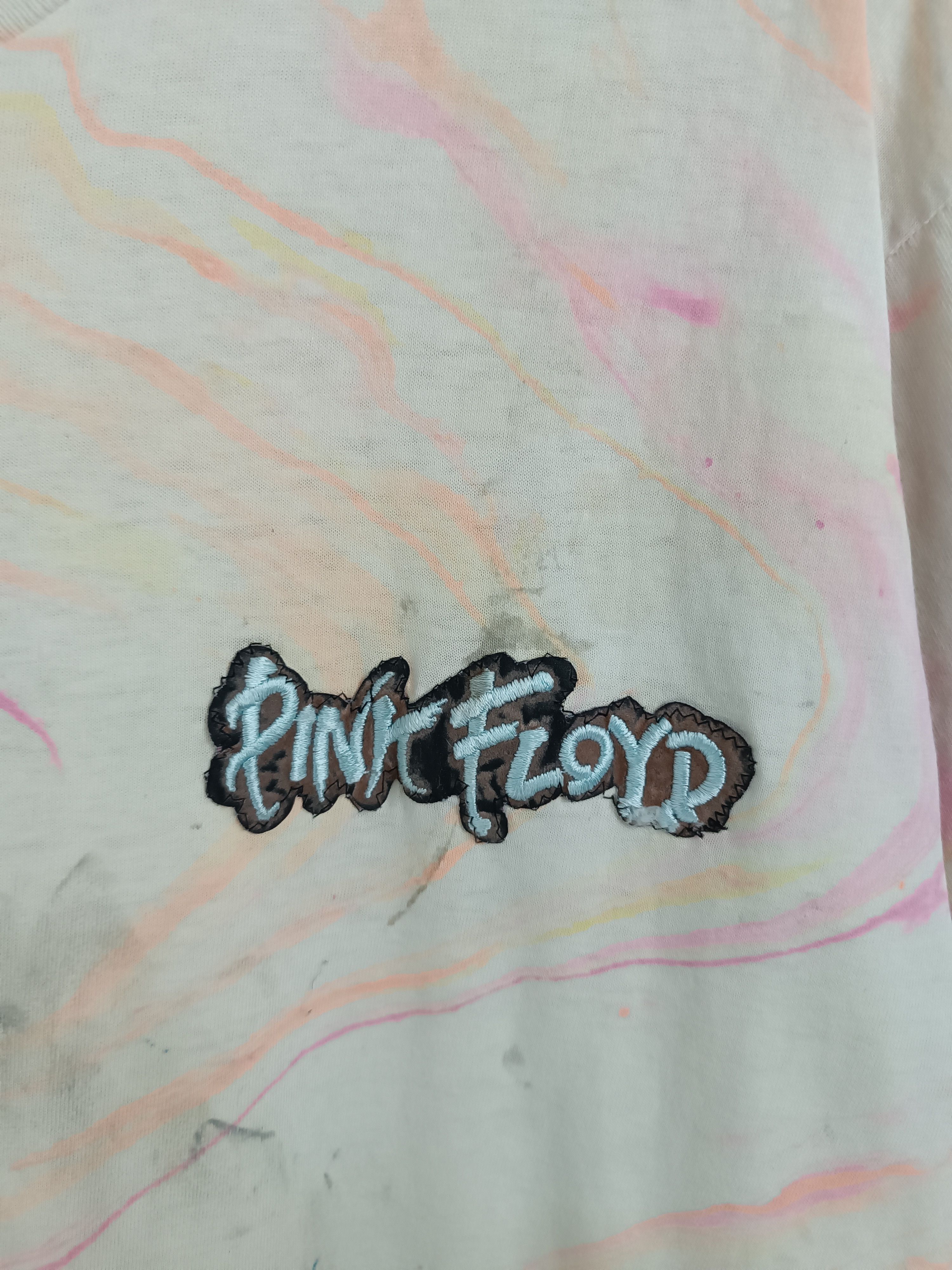 Vintage THRASHED FADED VINTAGE 80'S PINK FLOYD PATCHES RARE TEE Size US XL / EU 56 / 4 - 8 Thumbnail