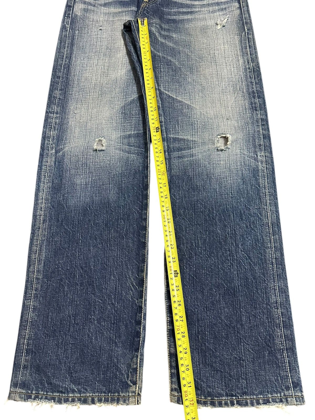 Levi's Vintage 90s Levis 501 Blue Faded Wash Distress Jeans Size US 34 / EU 50 - 14 Thumbnail