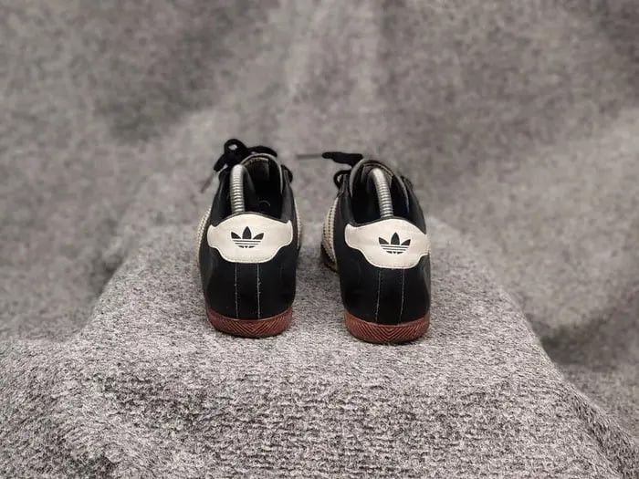 Adidas Vintage Adidas Originals Rekord Black Leather Sneaker Y2K Size US 6 / EU 39 - 12 Thumbnail