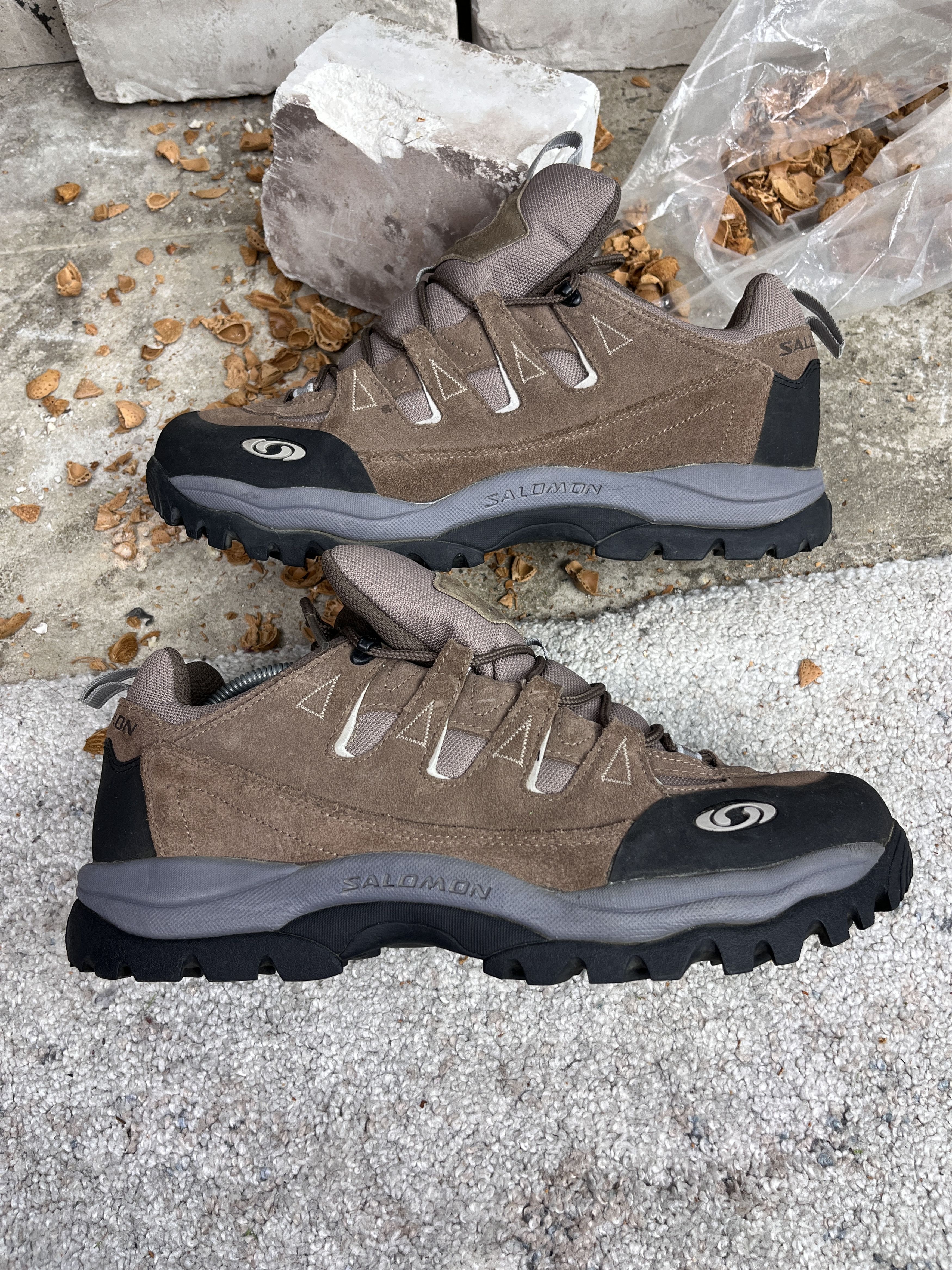Salomon 2000s SALOMON SUEDE GORPCORE TRAIL SHOES - 5128 Size US 12 / EU 45 - 2 Thumbnail