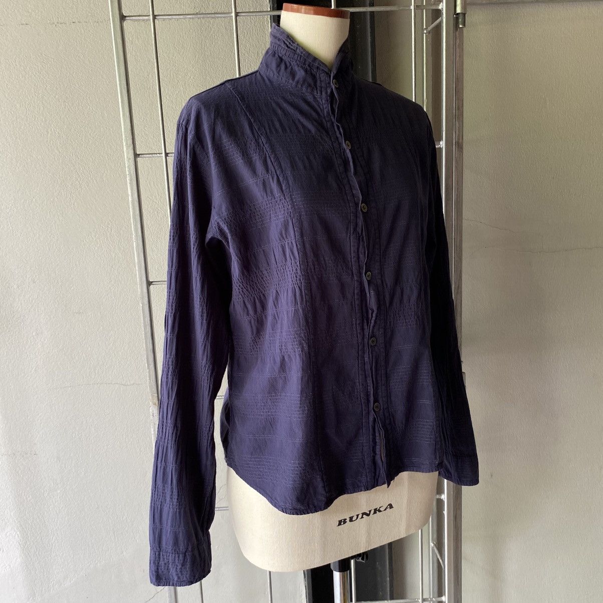 Issey Miyake Plantation Navy Textured Stand Collar Shirt Size M / US 6-8 / IT 42-44 - 2 Thumbnail
