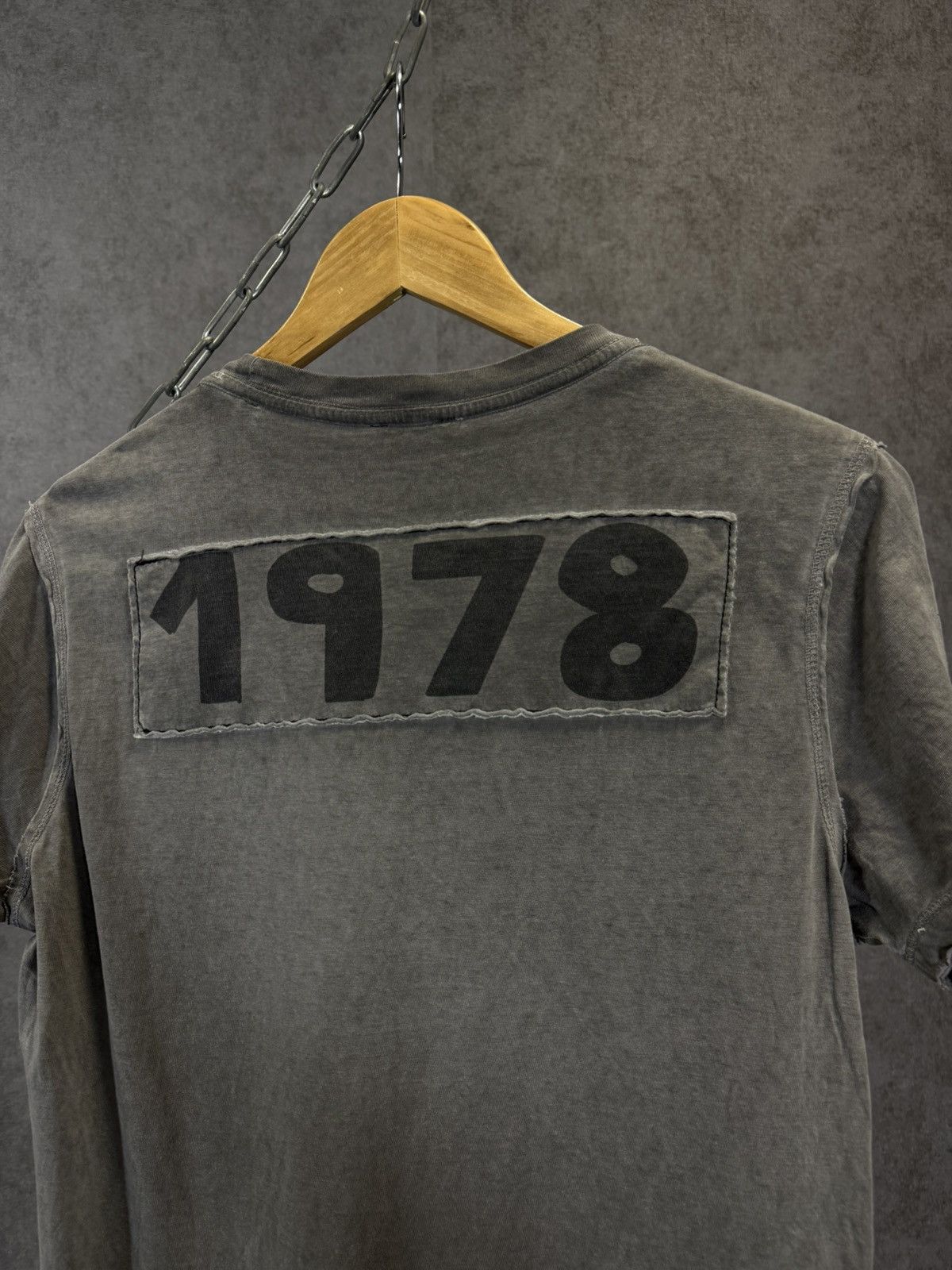 Diesel Diesel designer overprinted distressed tee Size US S / EU 44-46 / 1 - 9 Thumbnail