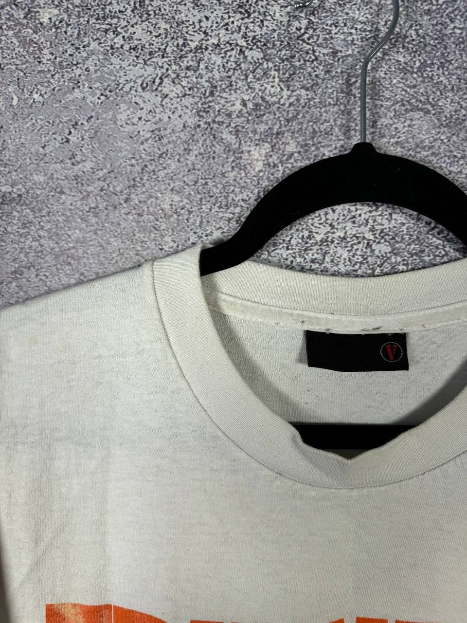 Vetements Vintage Vlone Friends Graphic Logo T-Shirt Large Size US L / EU 52-54 / 3 - 9 Thumbnail