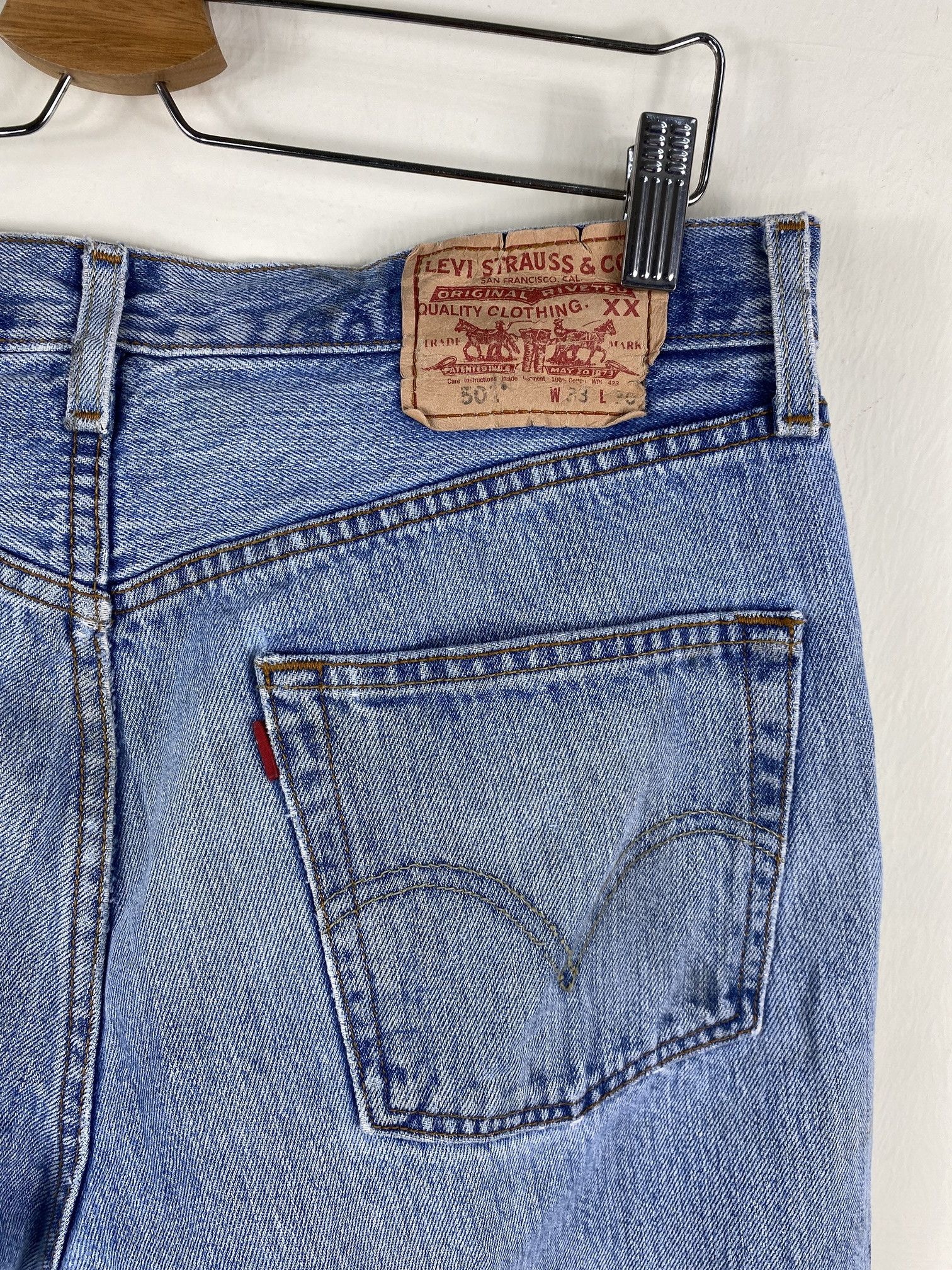 Levi's Vintage Clothing Vintage Levis 501 90s distressed dirty denim W33x29 inch Size US 33 - 10 Thumbnail