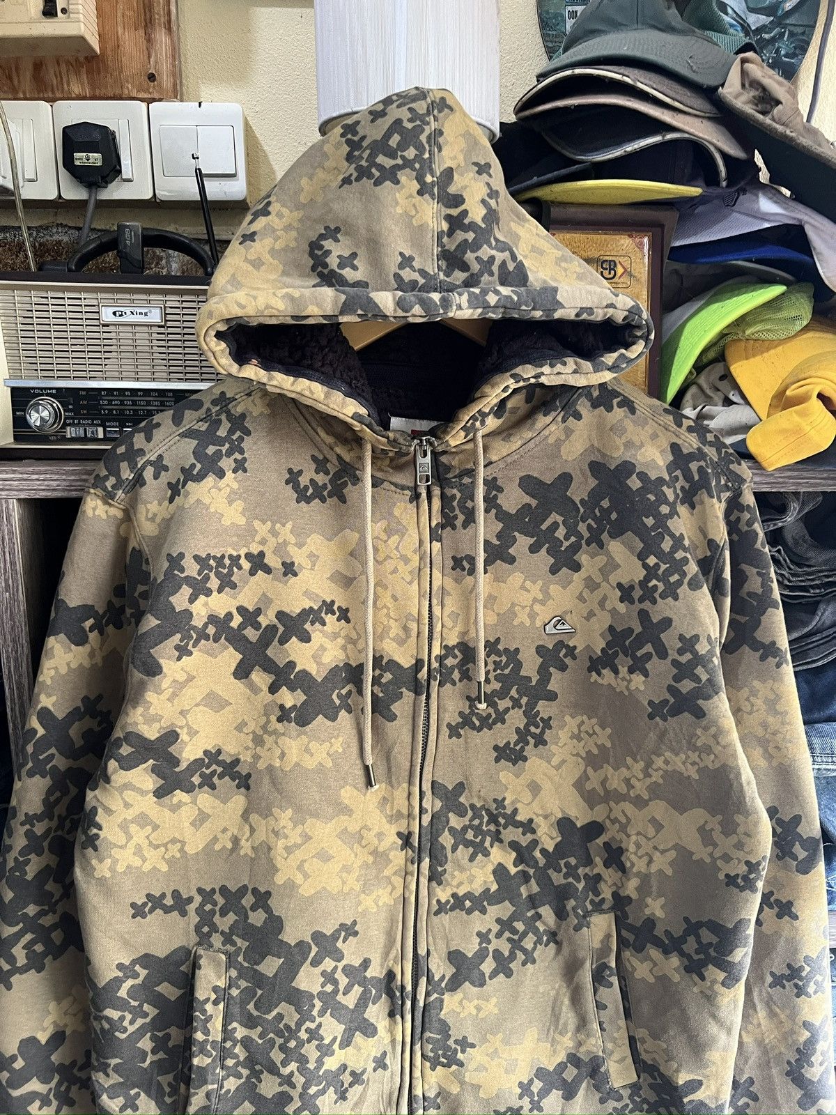 Quiksilver 🔥Quiksilver Camo Deep Pile Sherpa Zipper Hoodie Size US M / EU 48-50 / 2 - 5 Thumbnail