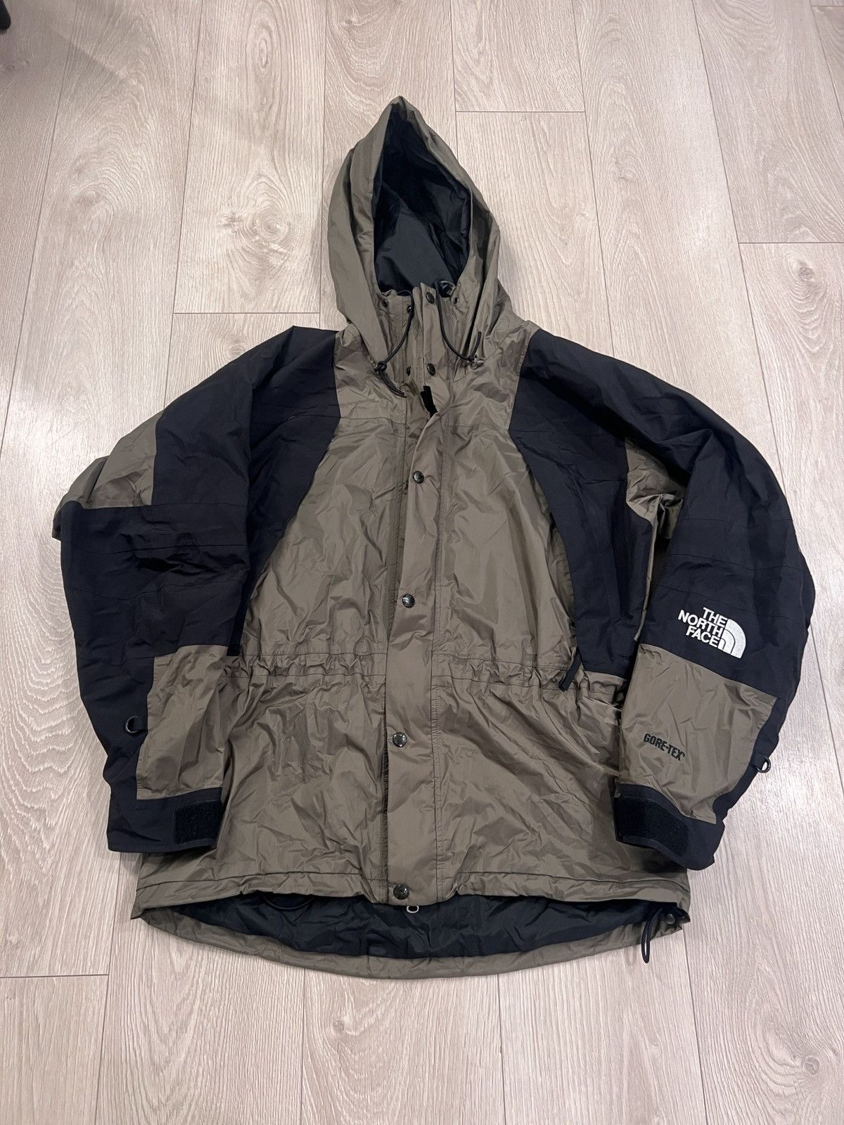 The North Face The North Face 1990 Mountain Jacket Gore-Tex The North Face The North Face 1990 Mountain Jacket Gore-Tex