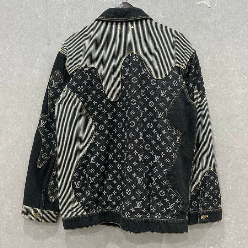 Louis Vuitton Louis Vuitton Nigo deconstructed patchwork denim jacket 250 Size US M / EU 48-50 / 2 - 2 Thumbnail