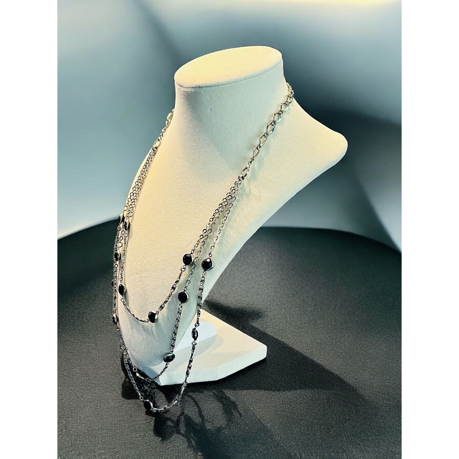 Vintage Silver Tone Jewelry Set-Black Bead Necklace & Drop Earrings Size ONE SIZE - 8 Thumbnail